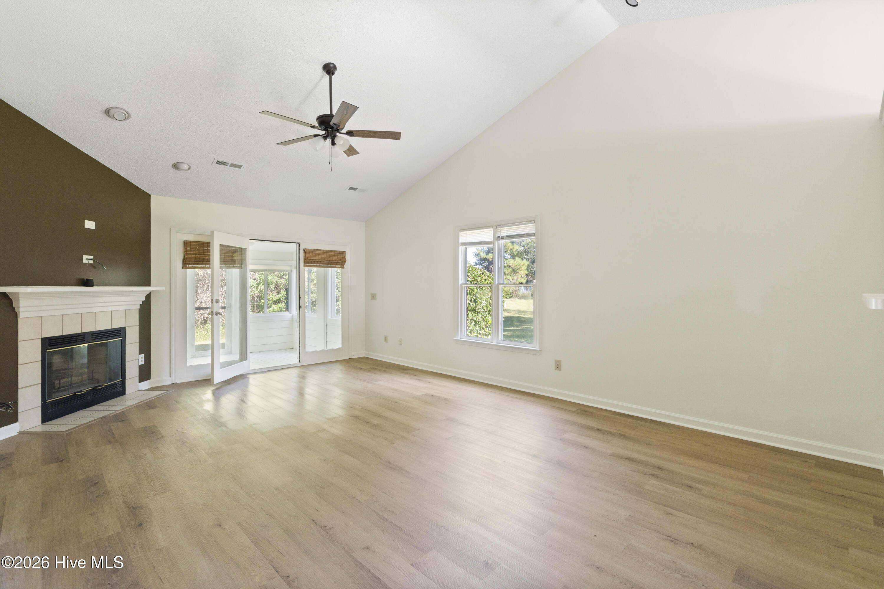 3024 Remington Drive Property Photo 3