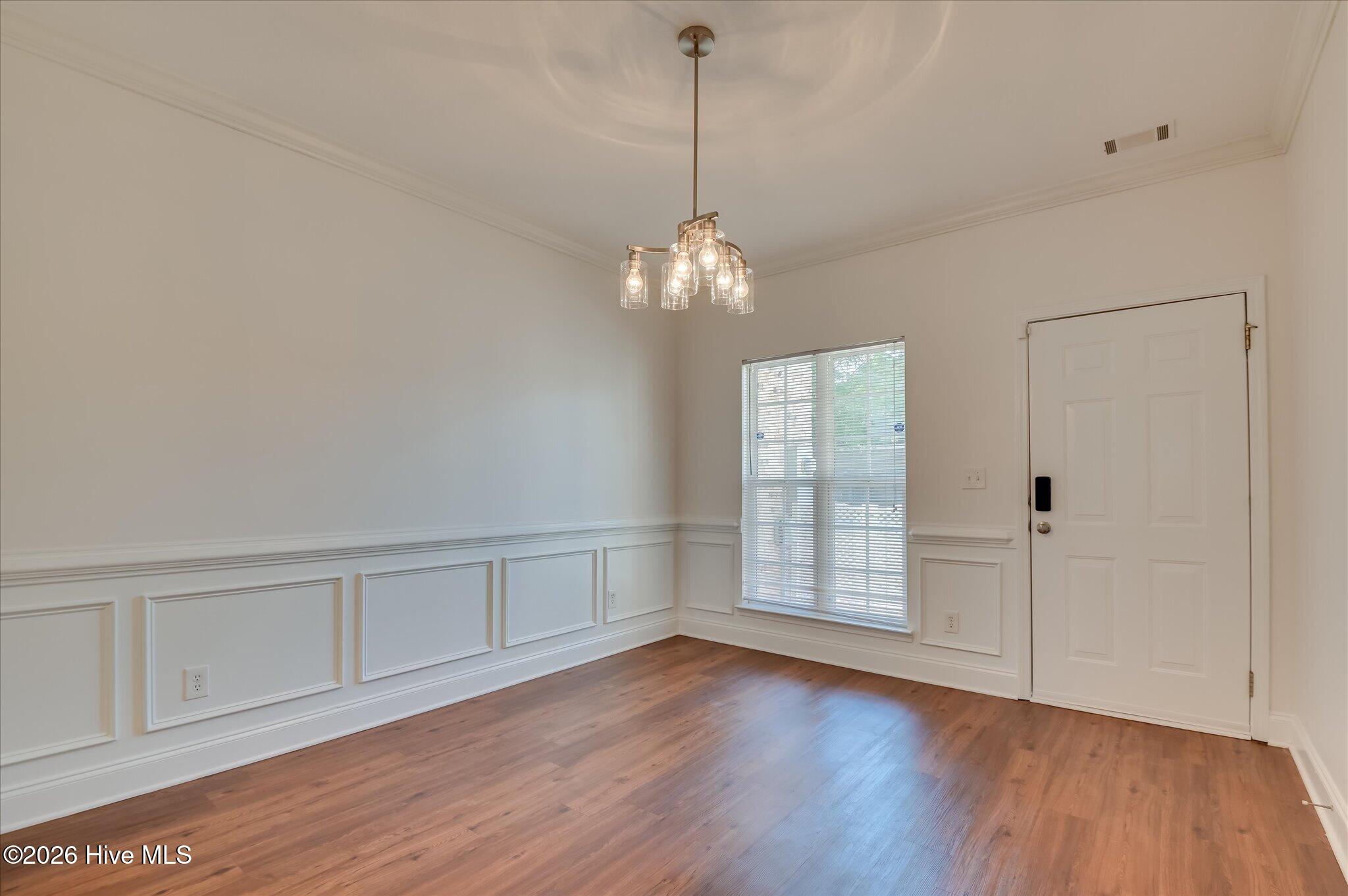 306 High Meadows Place Property Photo 6