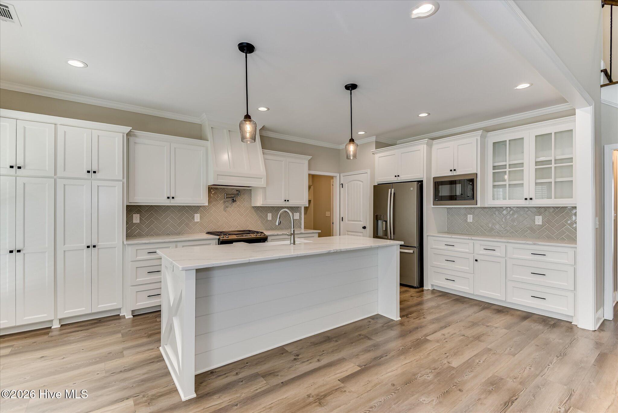 1302 Lake Greenwood Drive Property Photo 13