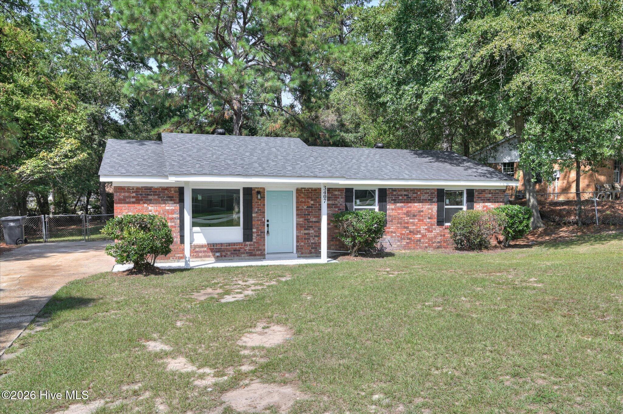 3407 Charing Cross Court Property Photo 2