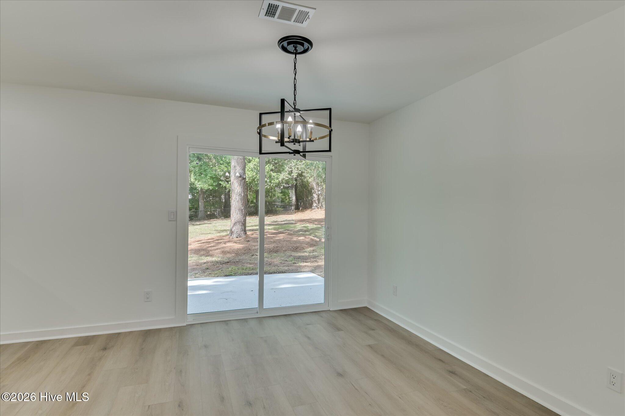 3407 Charing Cross Court Property Photo 12
