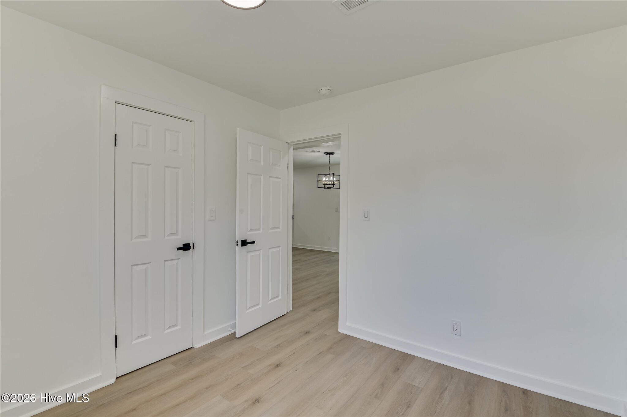 3407 Charing Cross Court Property Photo 25
