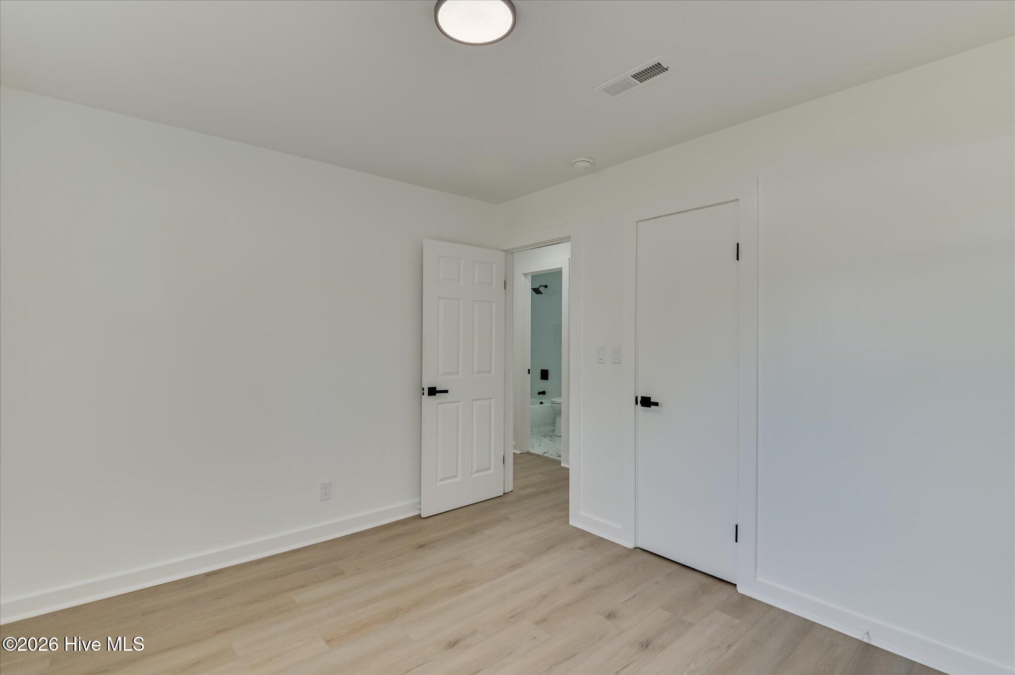 3407 Charing Cross Court Property Photo 30
