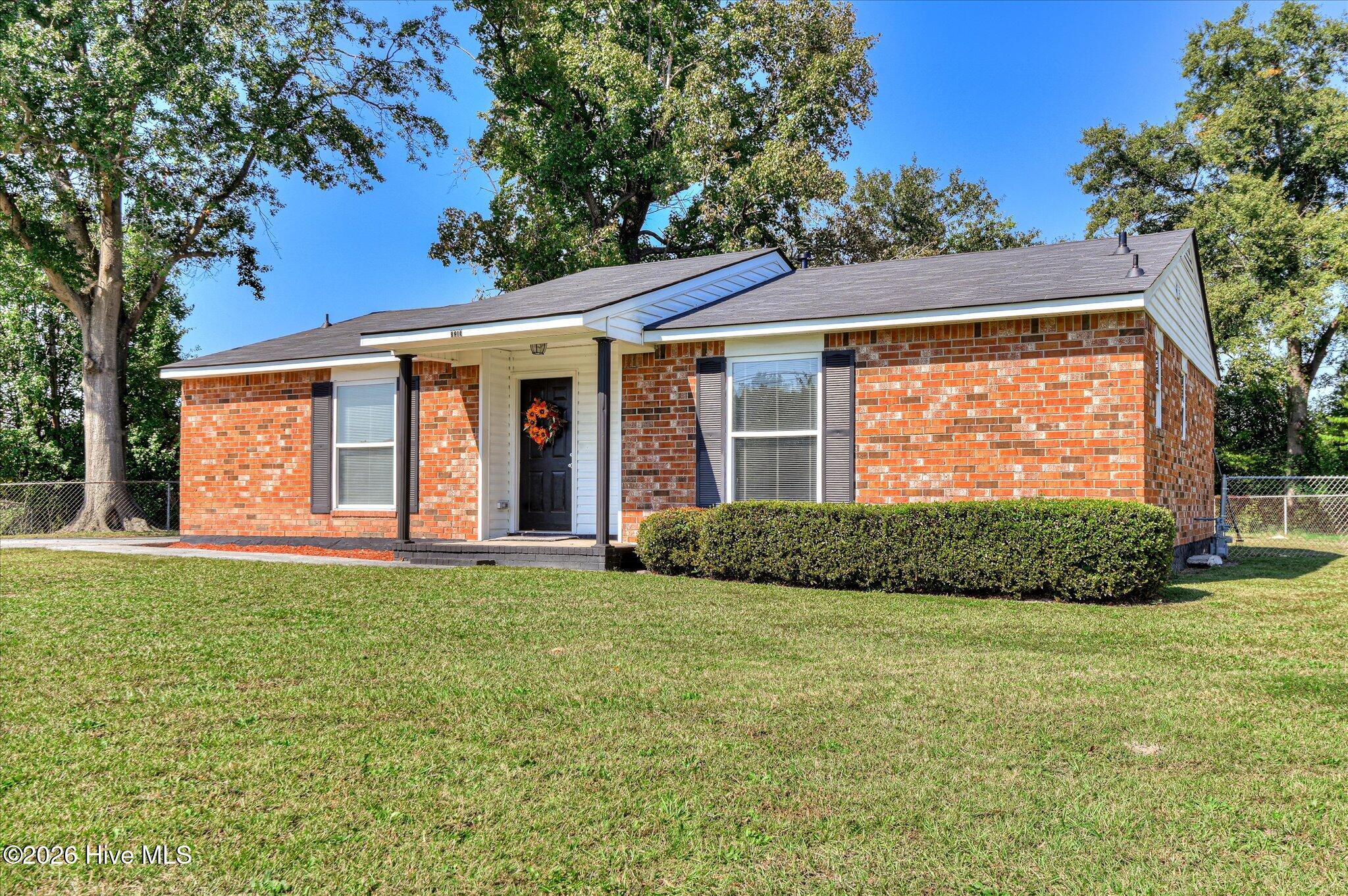 3219 Gerald Drive E Property Photo 1