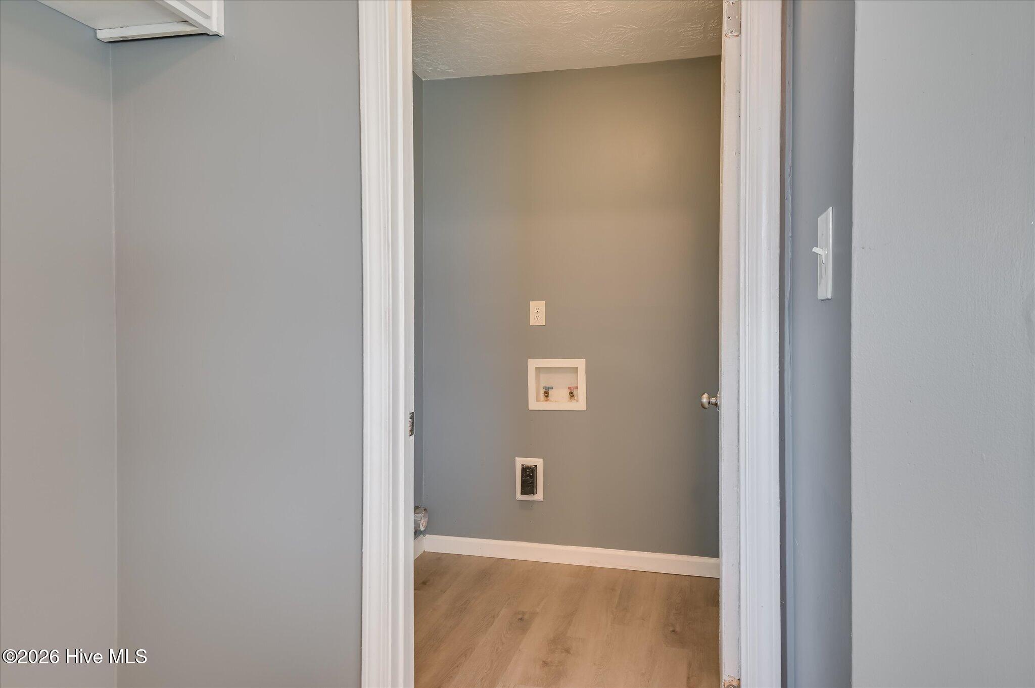 3219 Gerald Drive E Property Photo 23