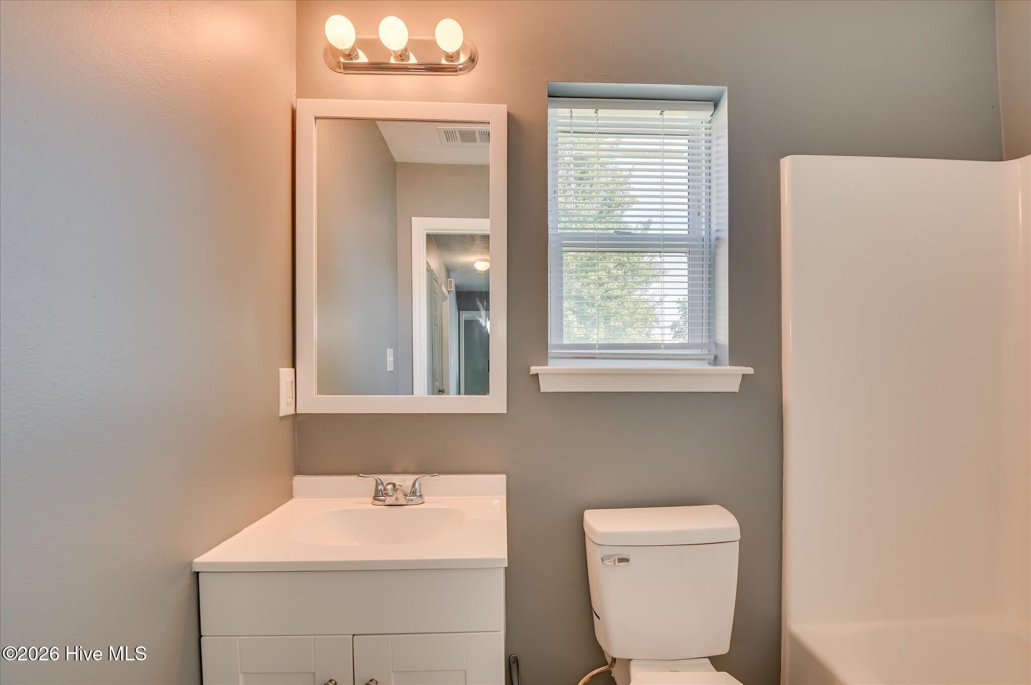 3219 Gerald Drive E Property Photo 29