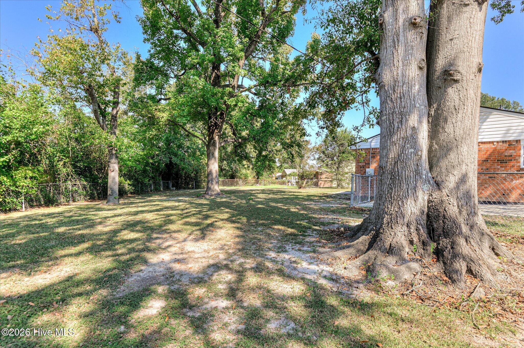 3219 Gerald Drive E Property Photo 32