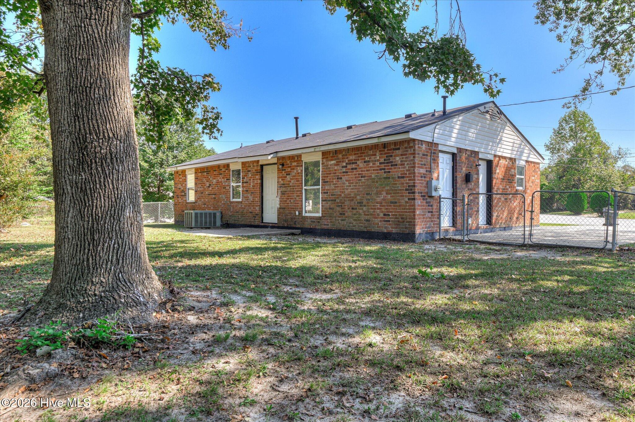 3219 Gerald Drive E Property Photo 33