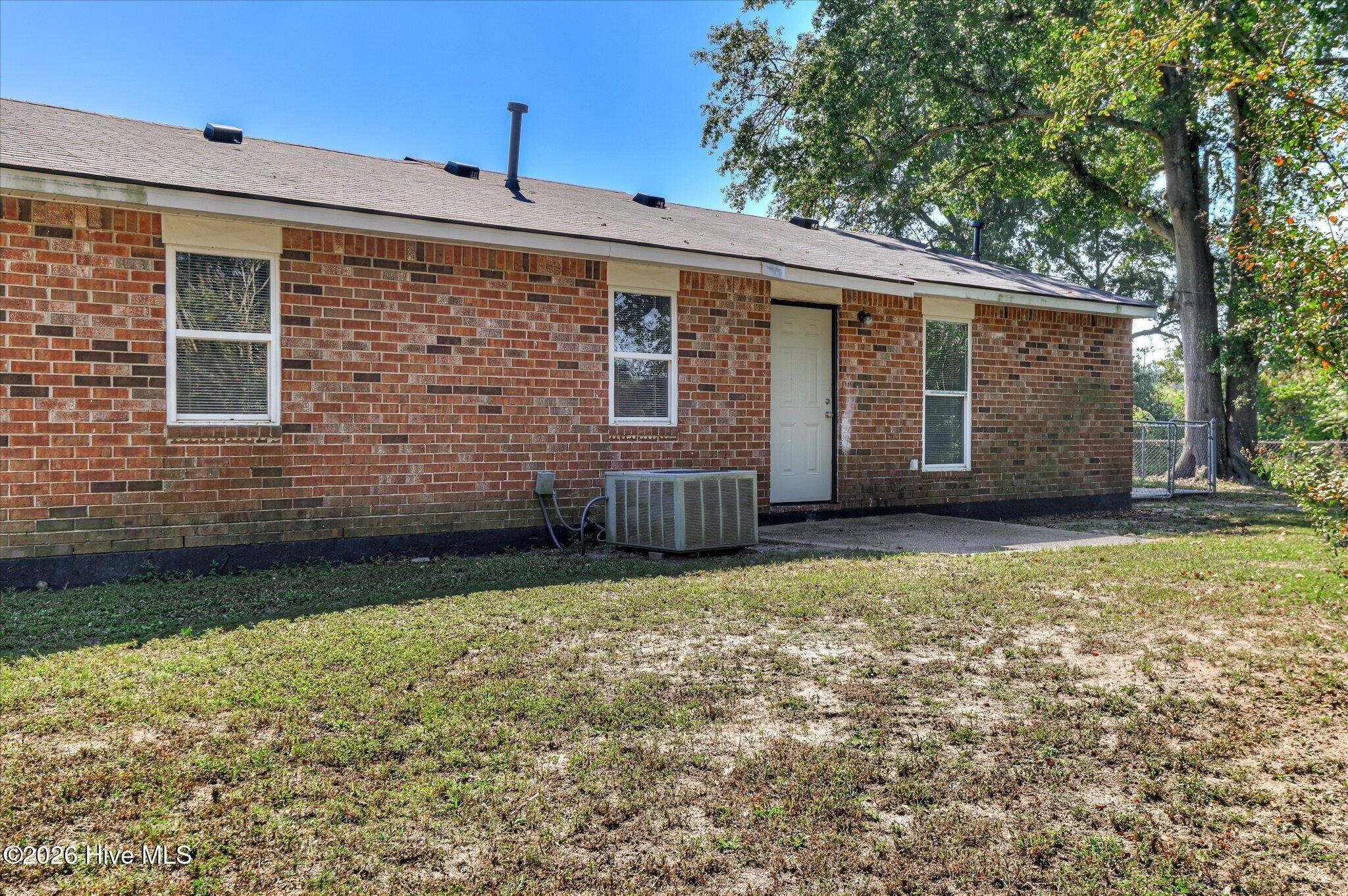 3219 Gerald Drive E Property Photo 36