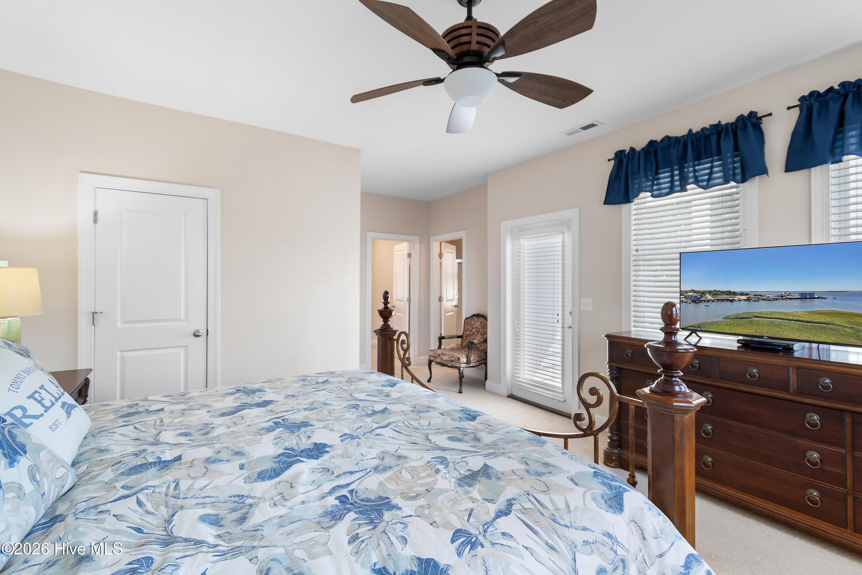 304 Marina View Drive Property Photo 14