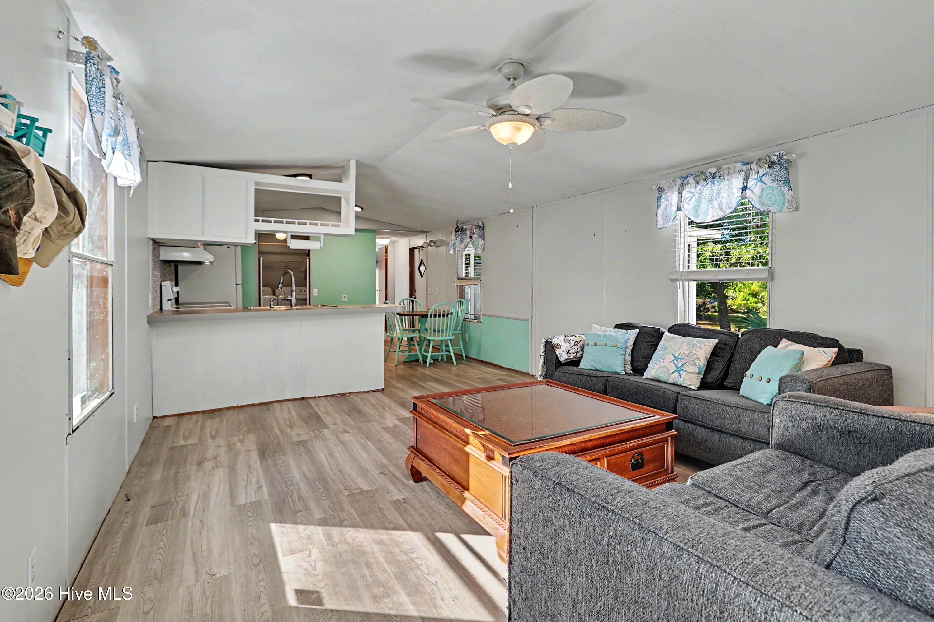 3215 Herthwood Place Sw Property Photo 4