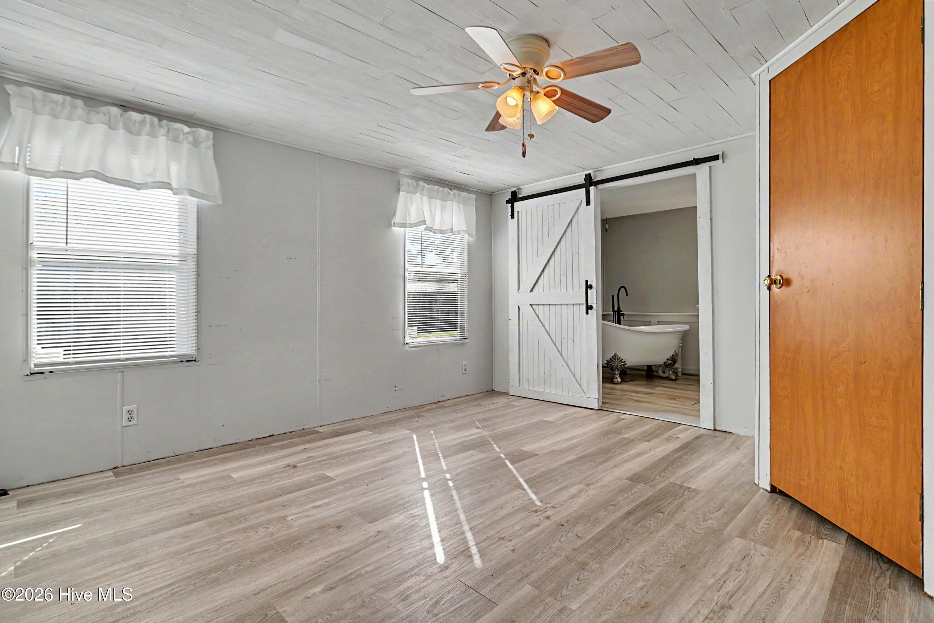 3215 Herthwood Place Sw Property Photo 9