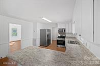 505 Addor Road Property Photo 11