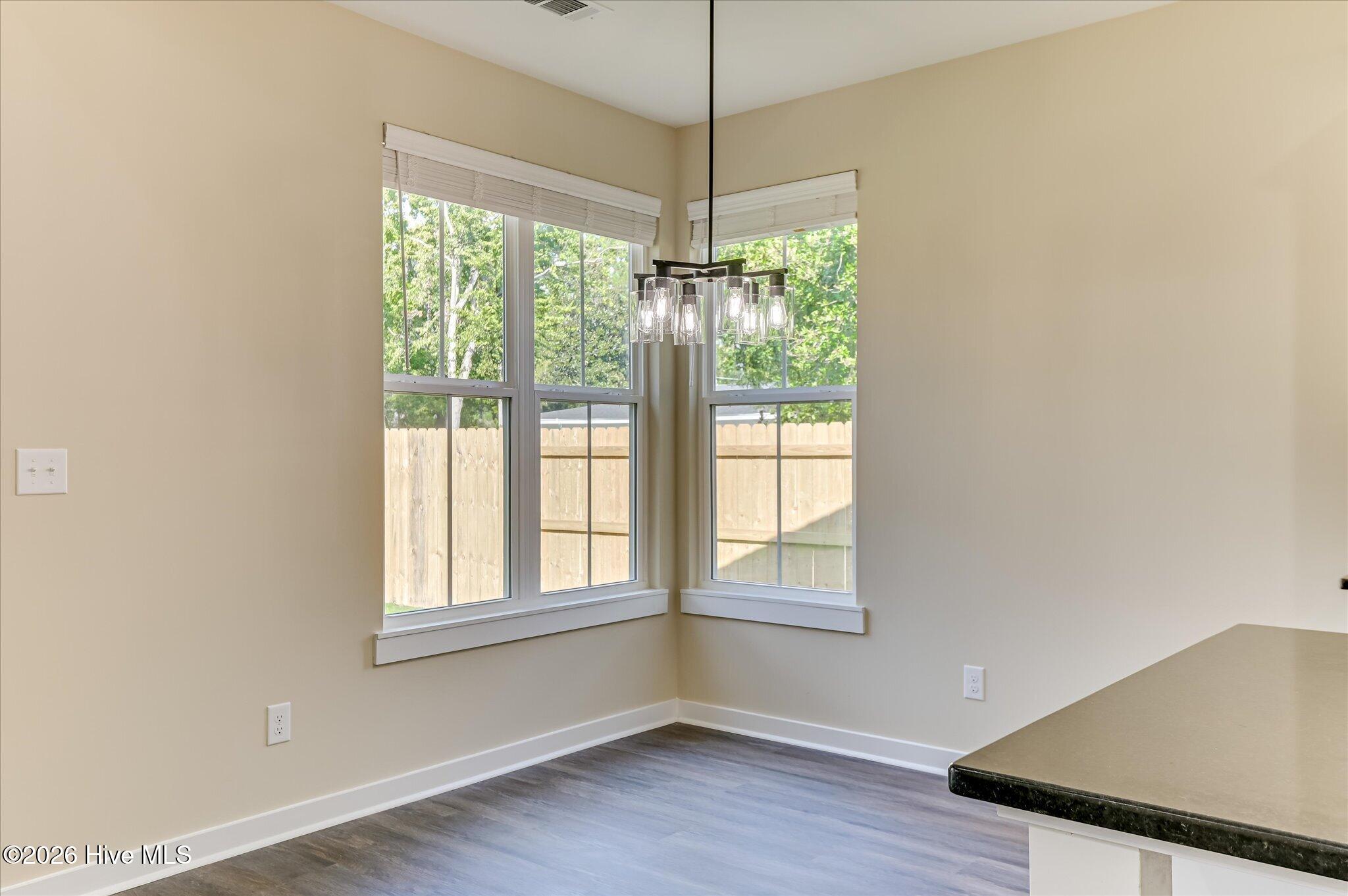3215 Sycamore Drive Property Photo 16
