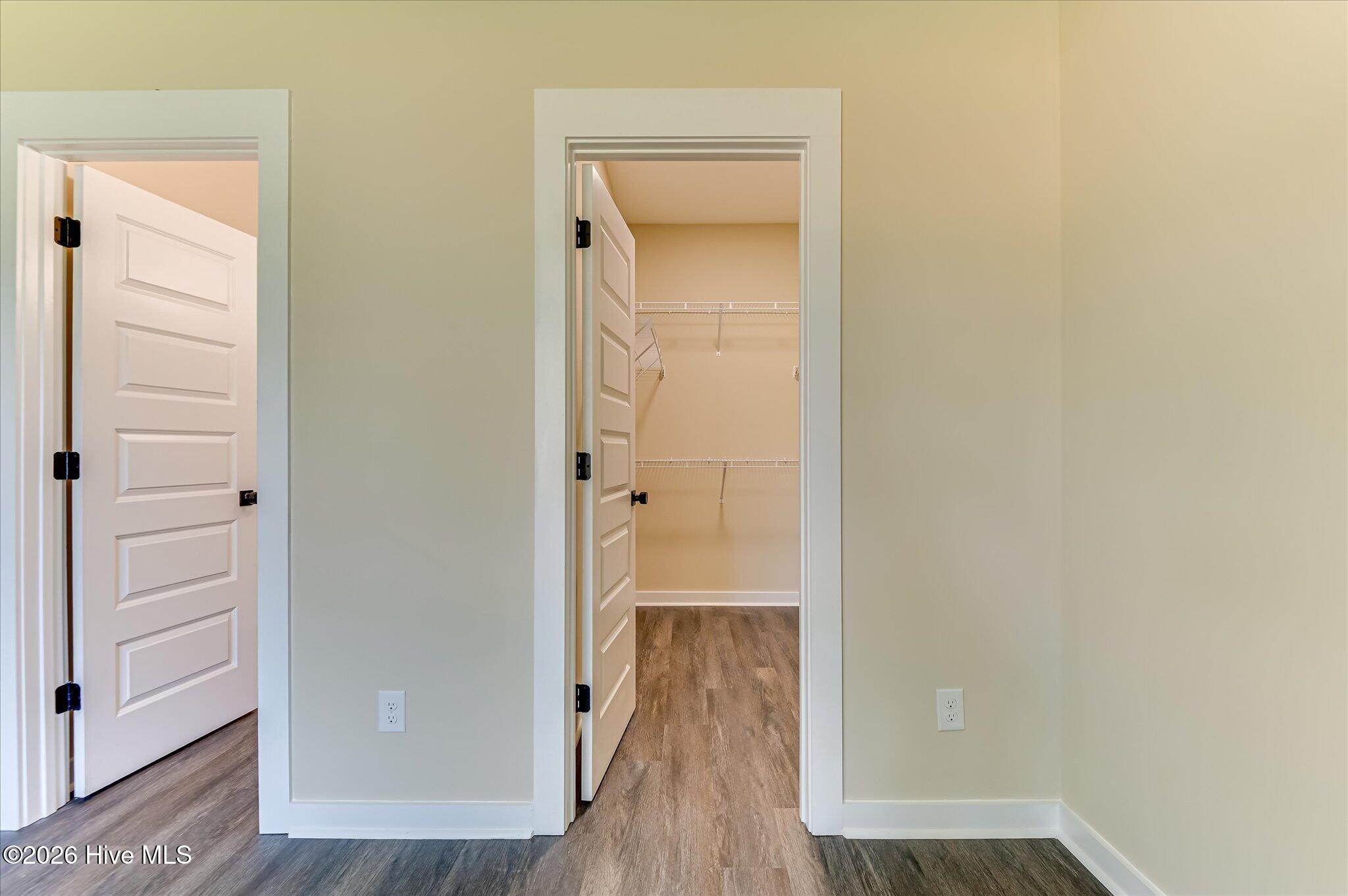 3215 Sycamore Drive Property Photo 23