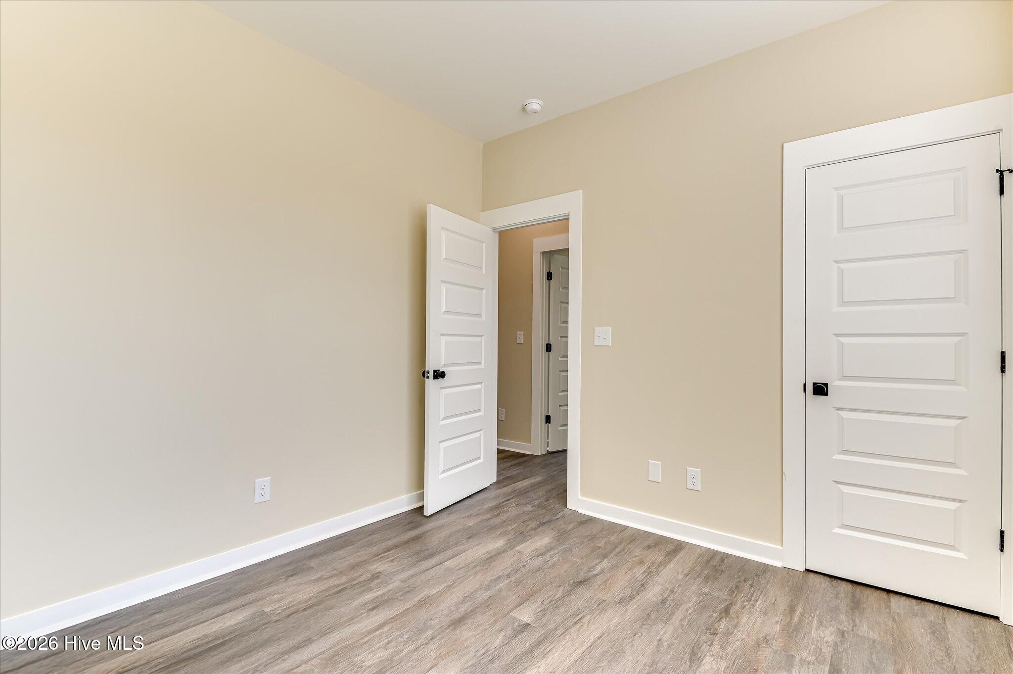 3215 Sycamore Drive Property Photo 31