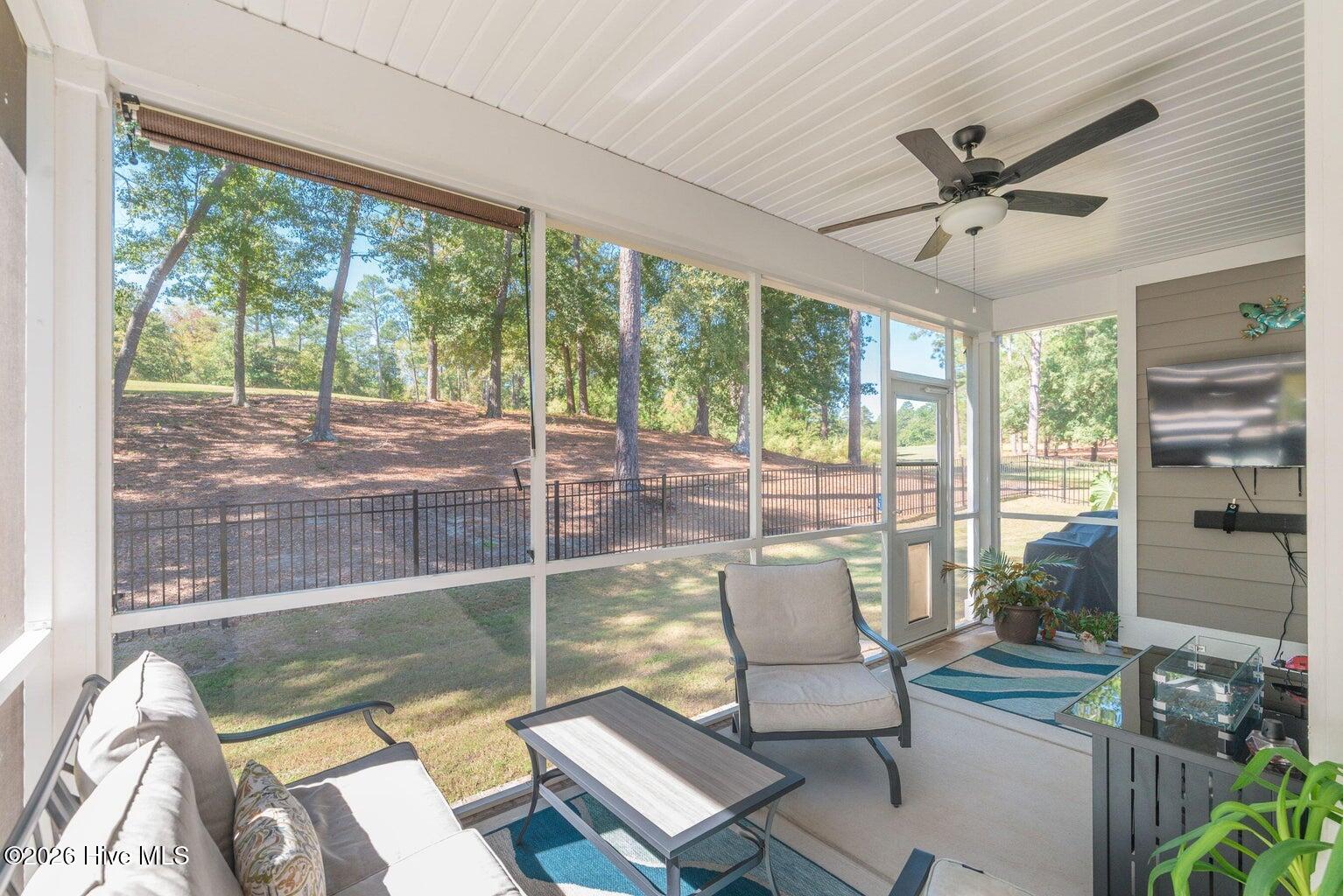 1099 Birdie Place Property Photo 10