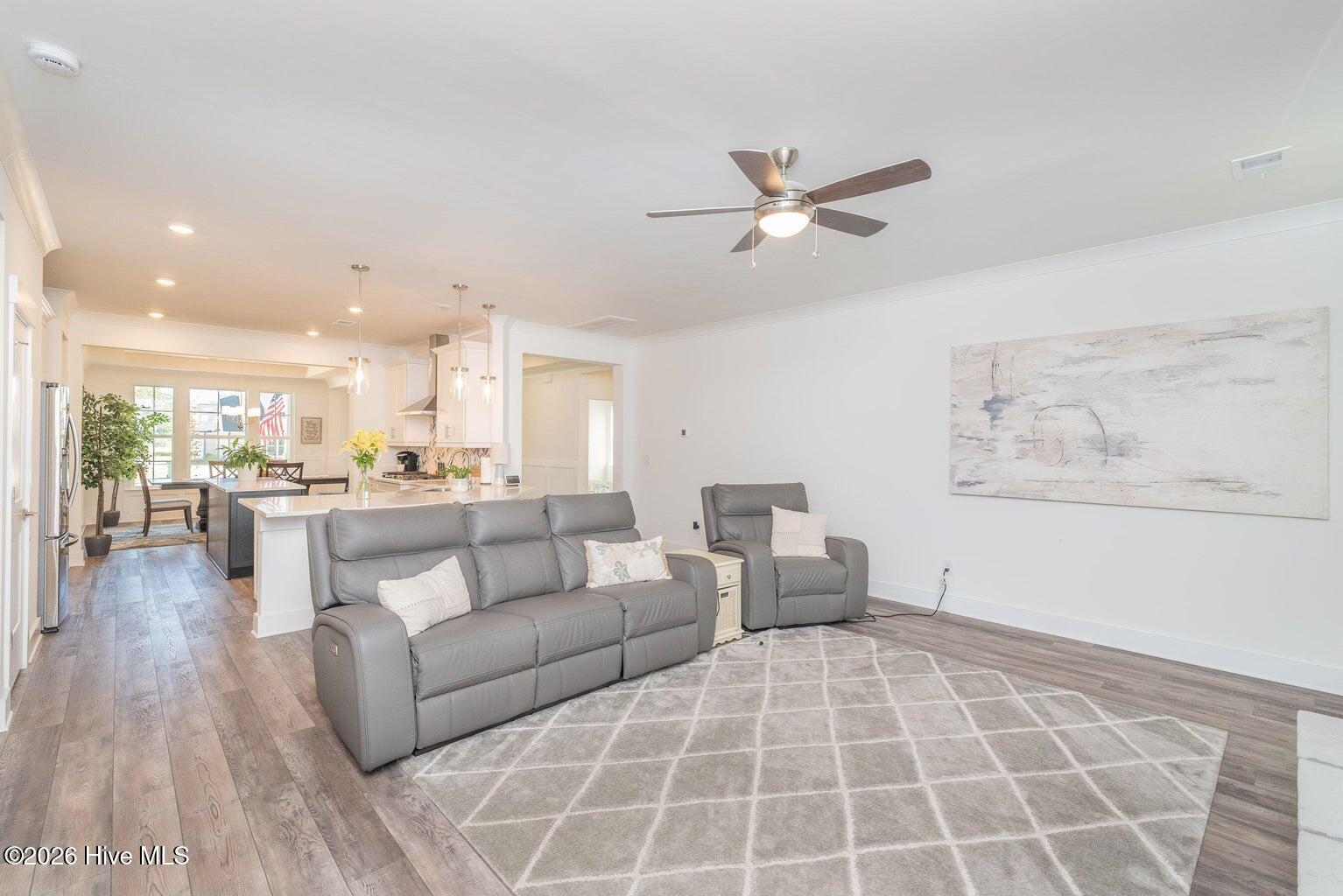 1099 Birdie Place Property Photo 11