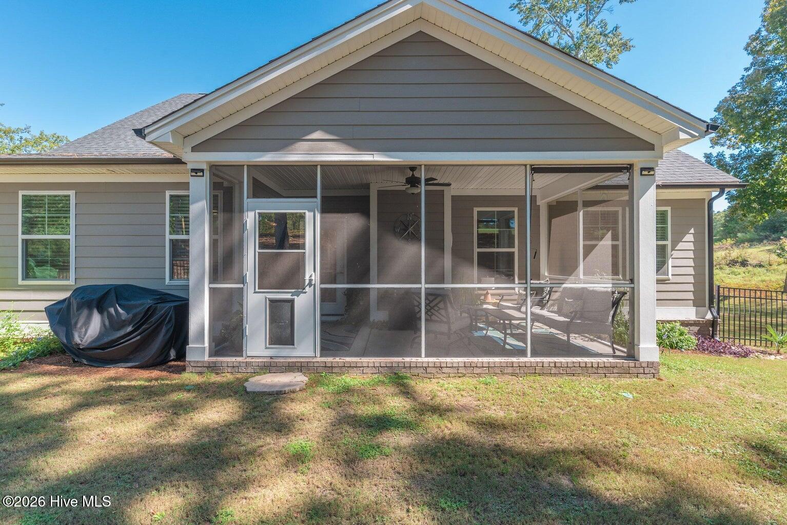 1099 Birdie Place Property Photo 26