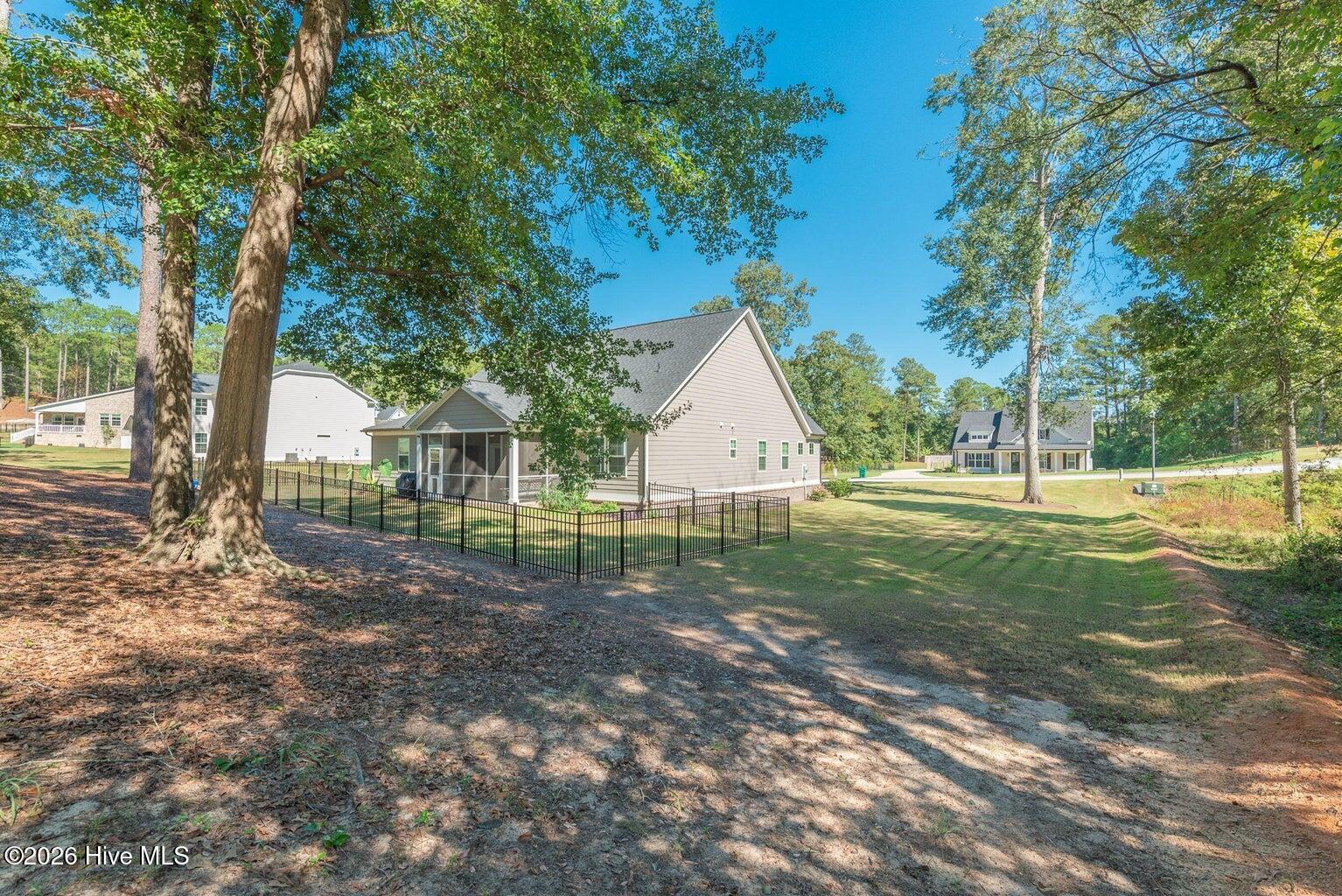 1099 Birdie Place Property Photo 31