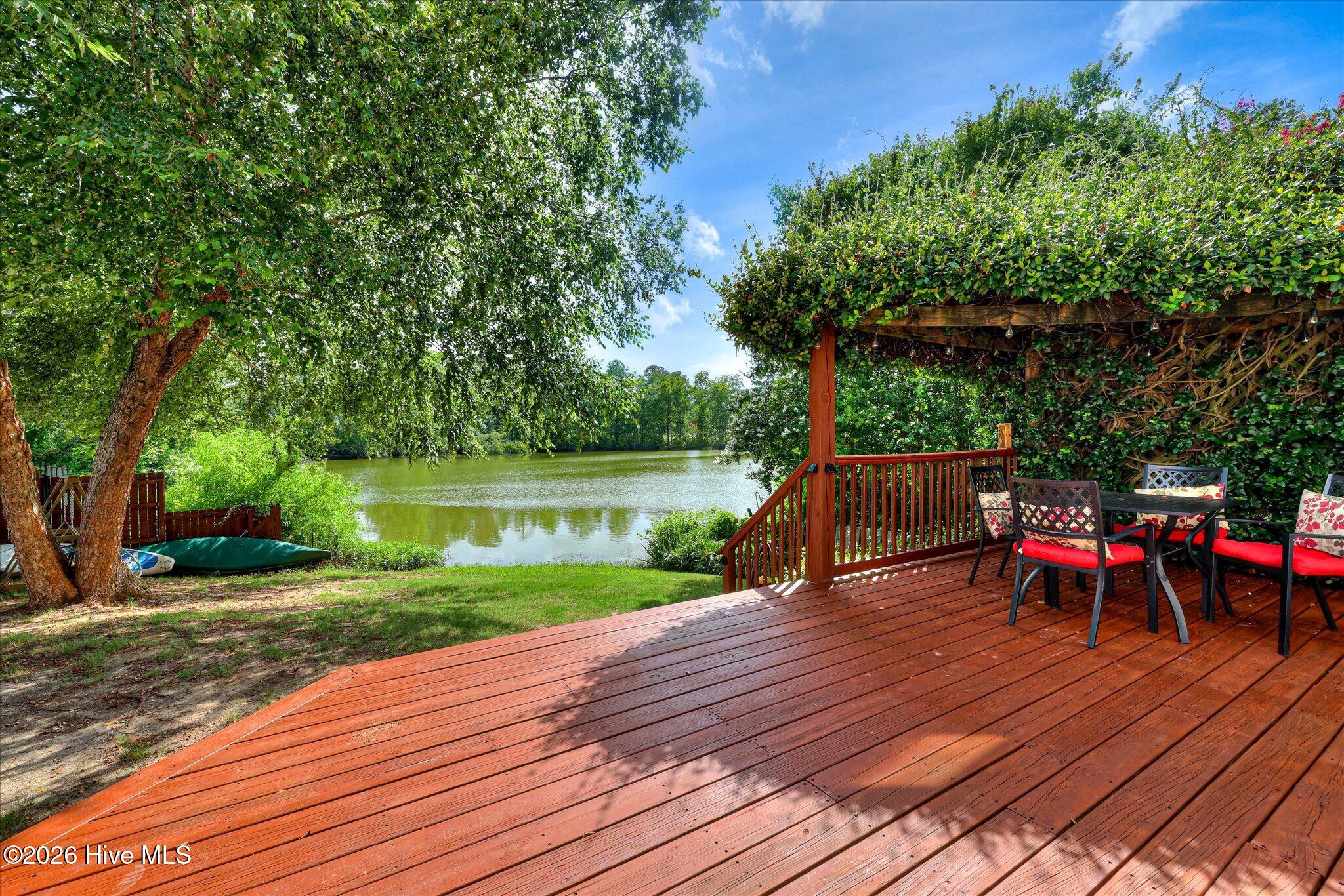 537 Blue Ridge Crossing Property Photo 2