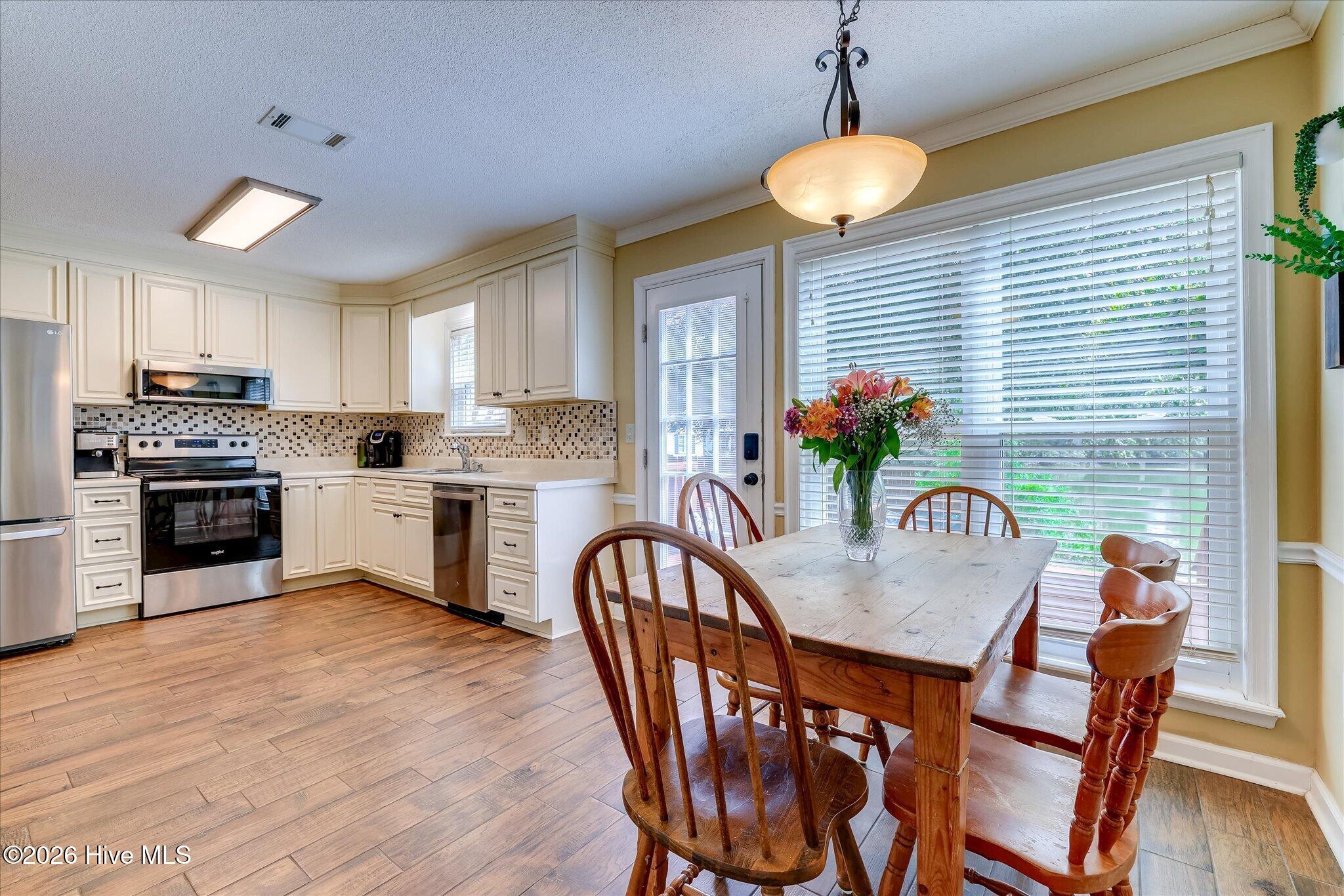537 Blue Ridge Crossing Property Photo 4