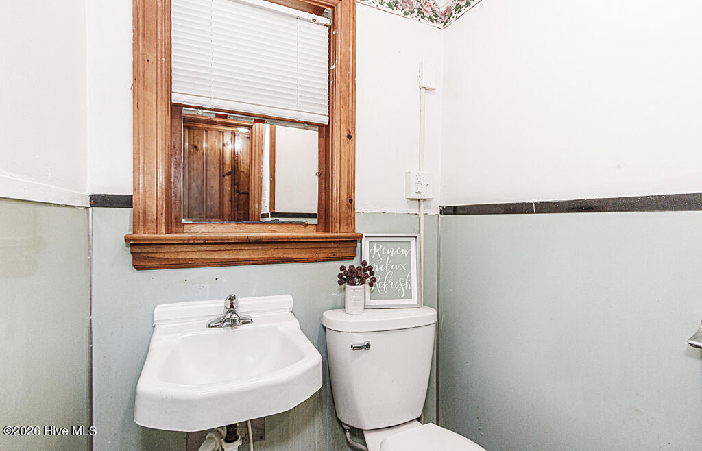 1017 Long Avenue Property Photo 17