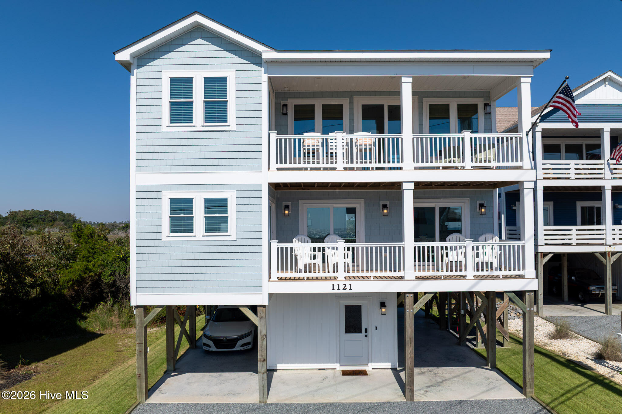 1121 New River Inlet Road Property Photo 1