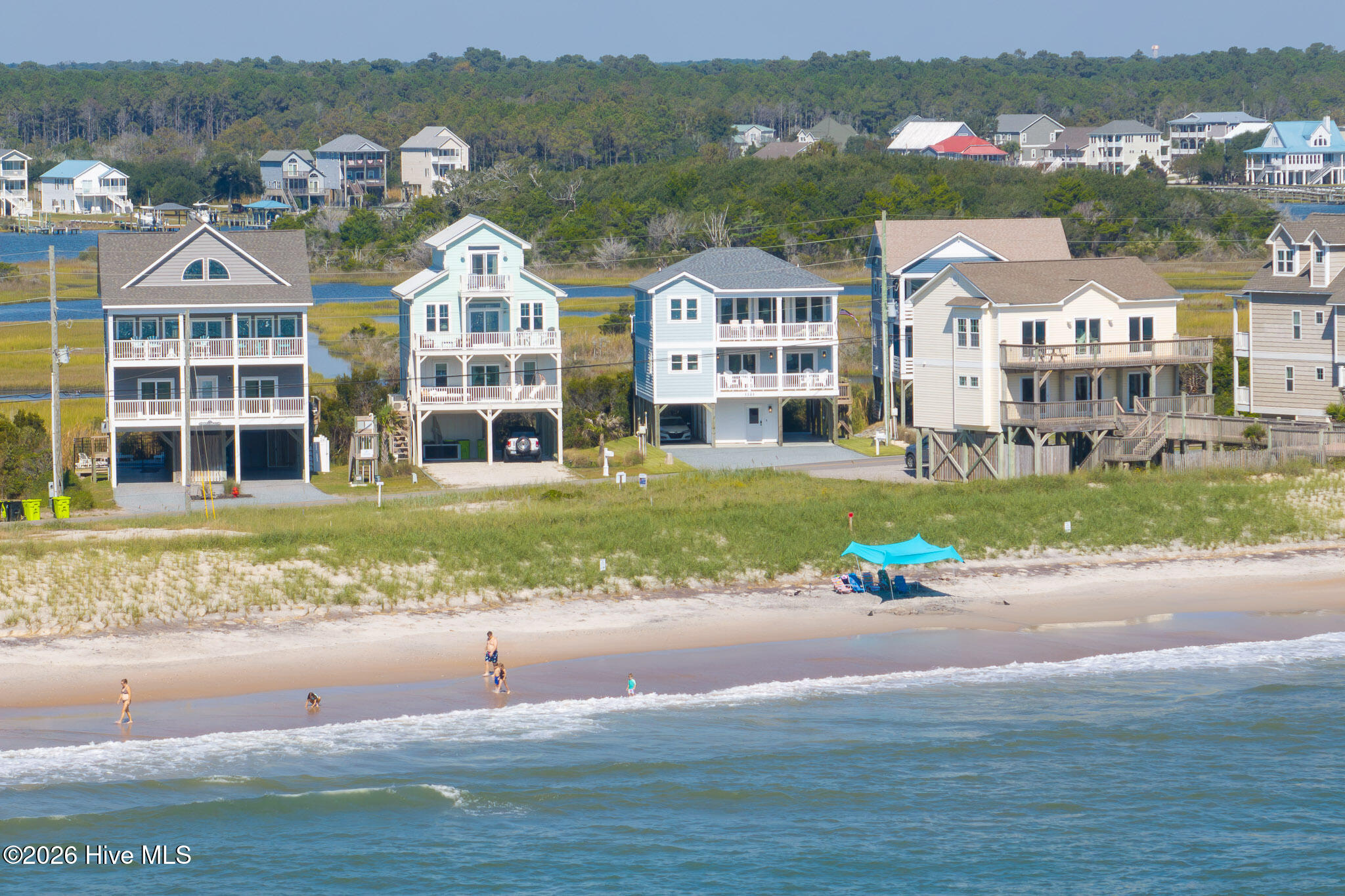1121 New River Inlet Road Property Photo 3