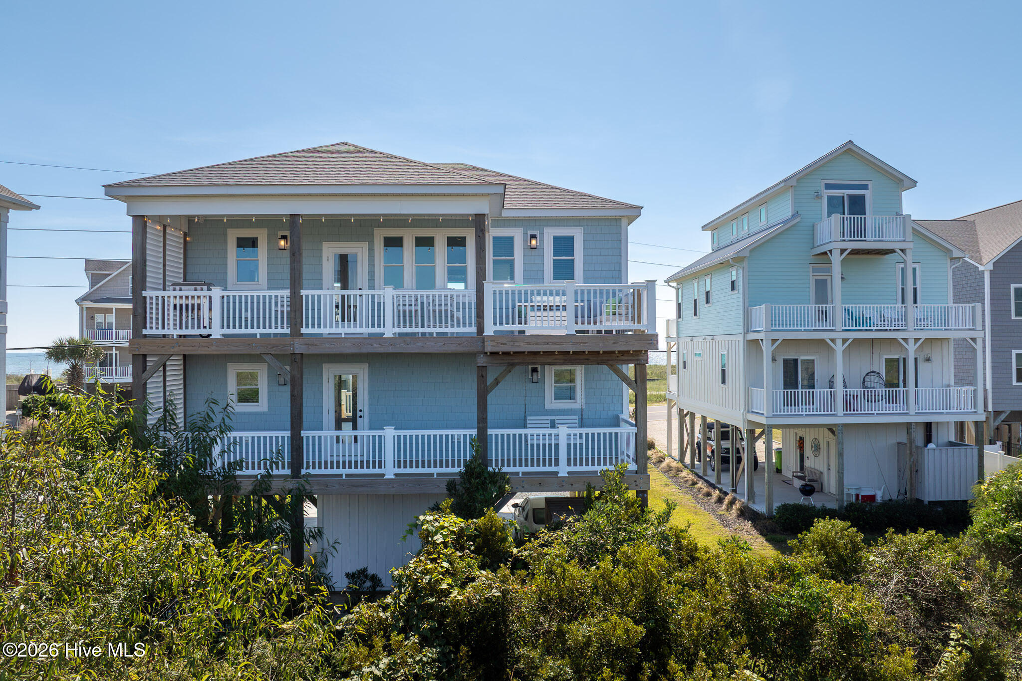 1121 New River Inlet Road Property Photo 4