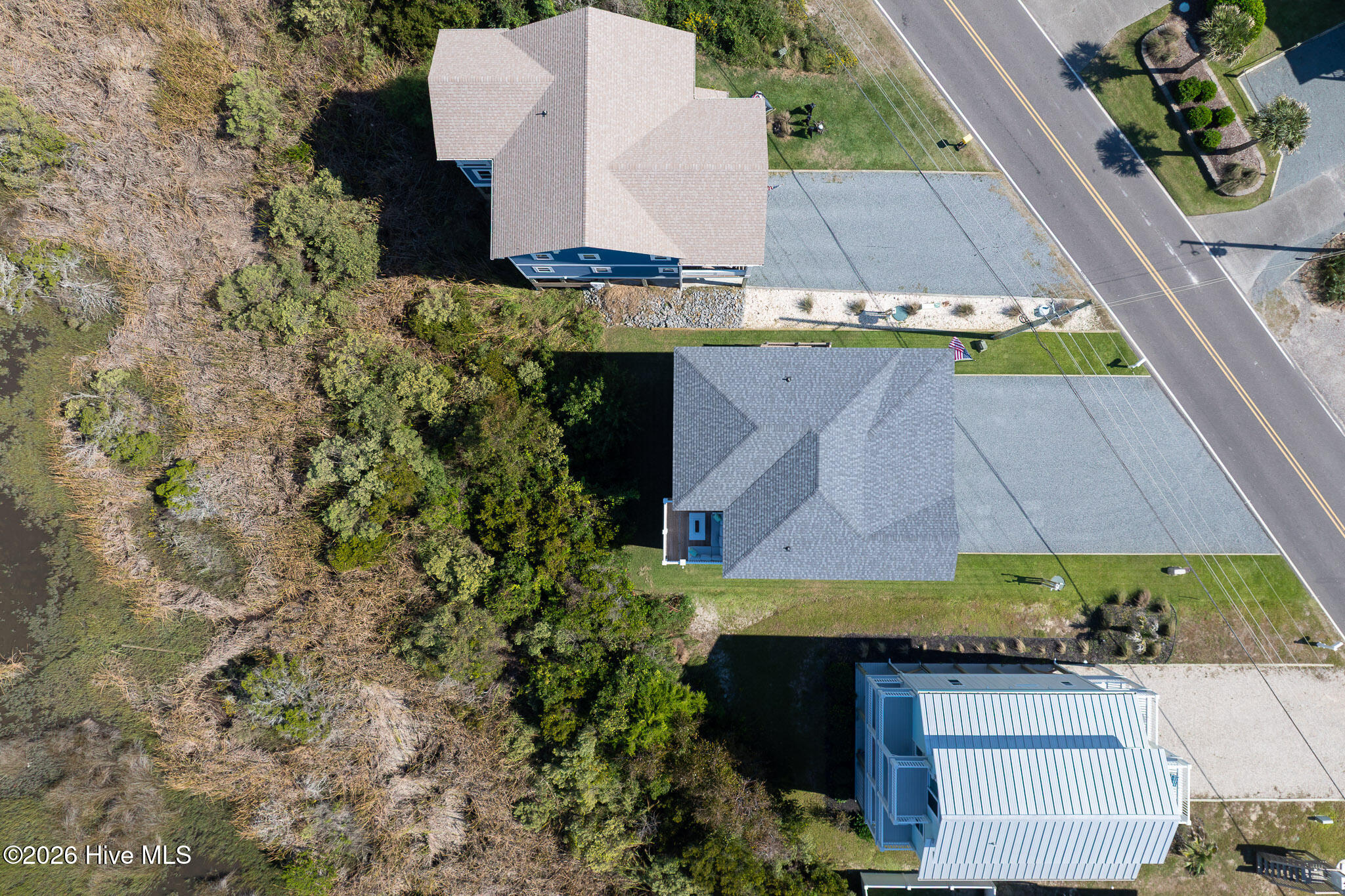 1121 New River Inlet Road Property Photo 7