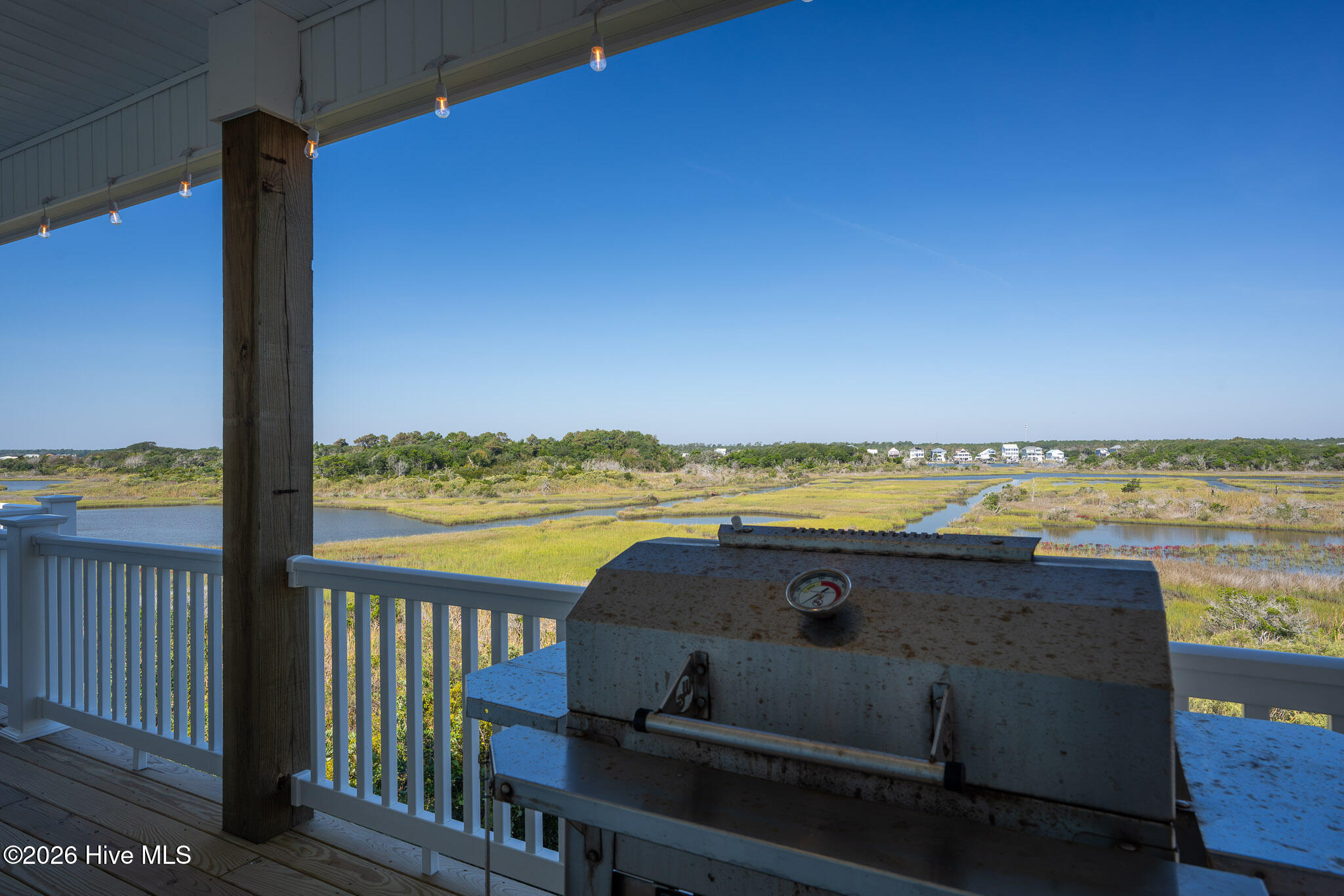1121 New River Inlet Road Property Photo 14