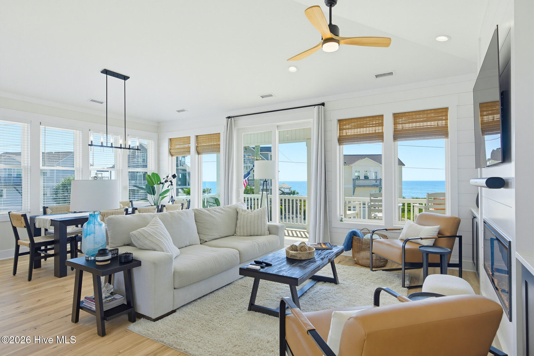 1121 New River Inlet Road Property Photo 23