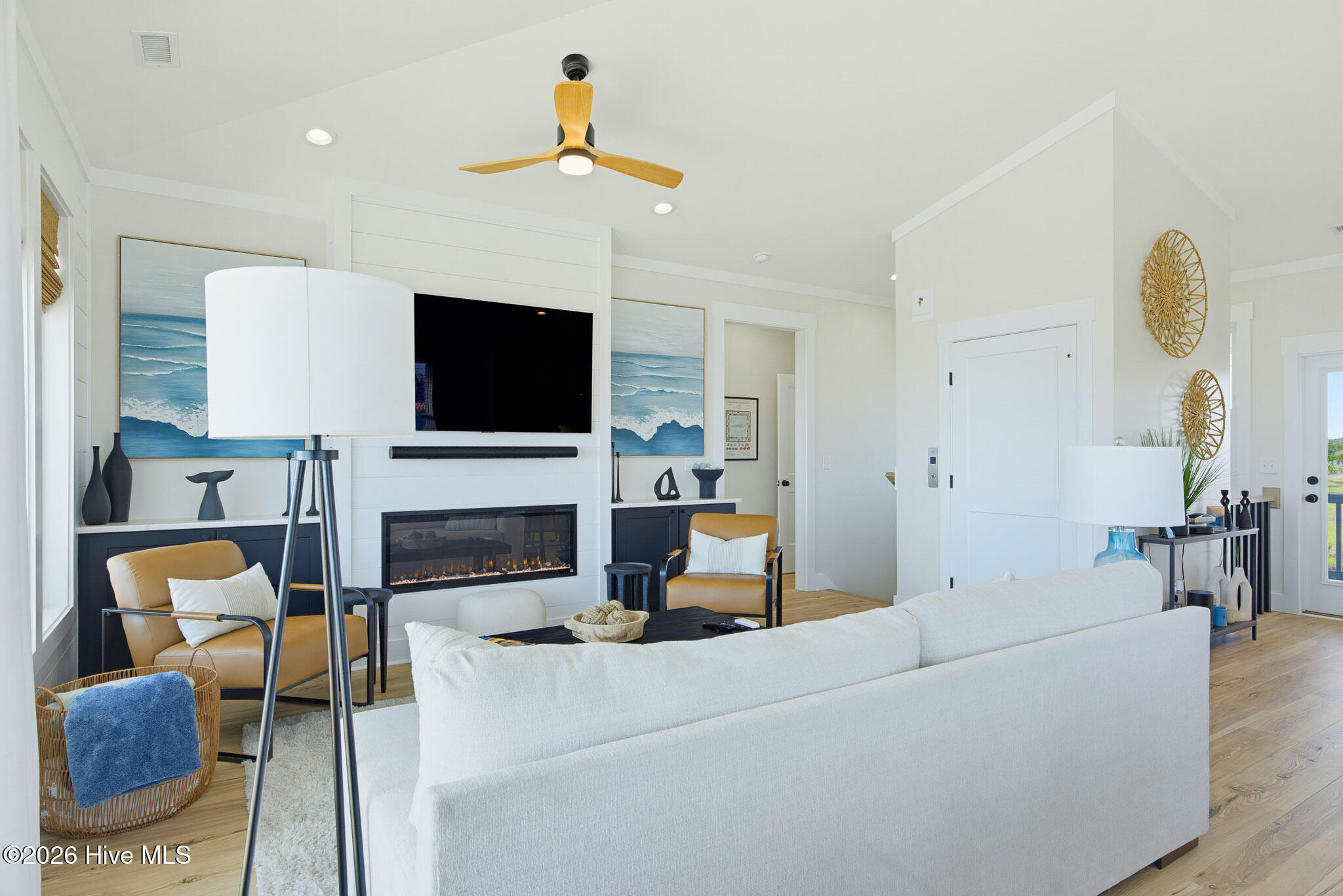 1121 New River Inlet Road Property Photo 26
