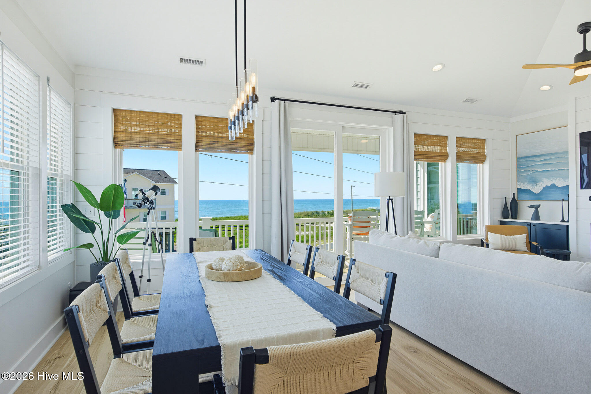 1121 New River Inlet Road Property Photo 28