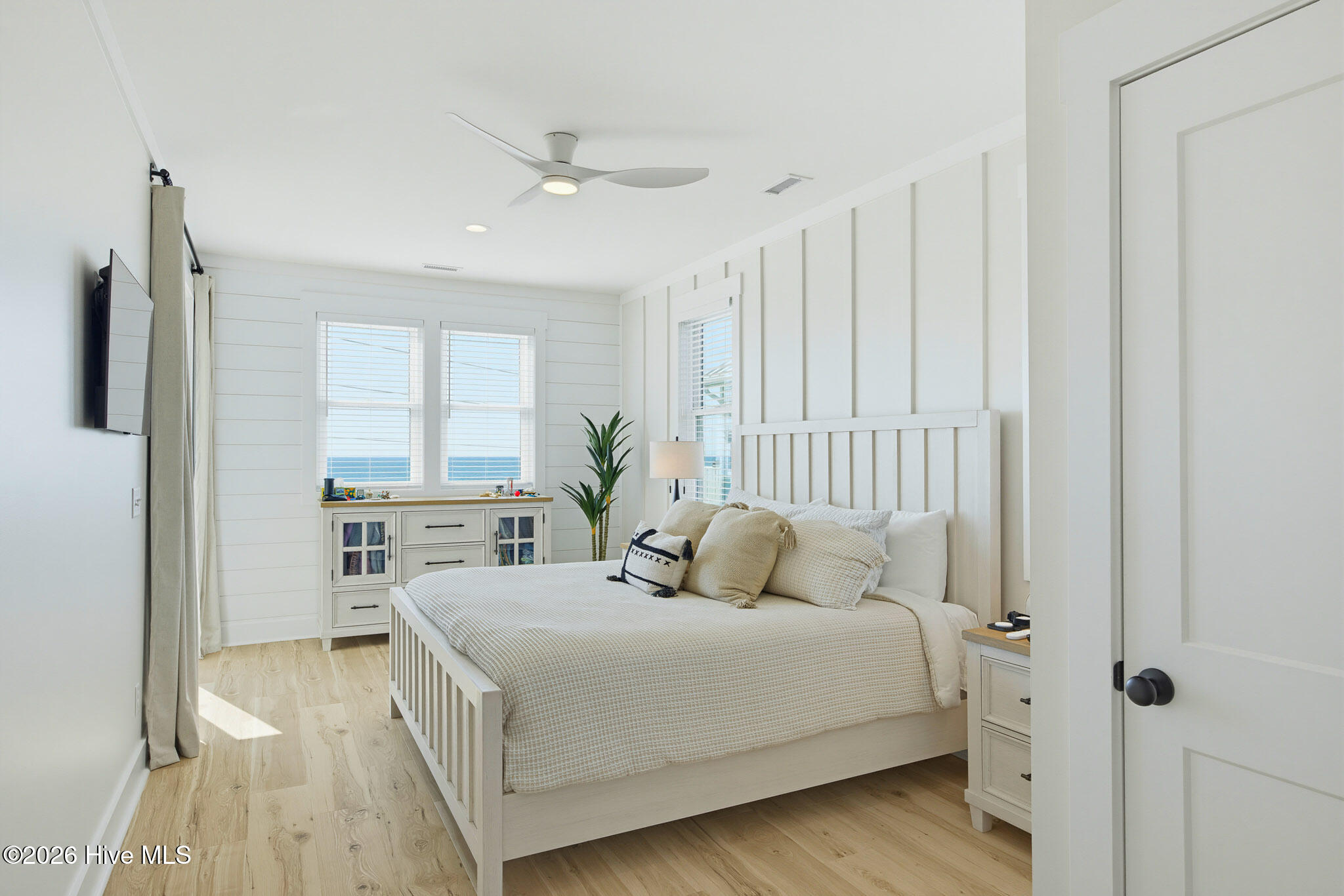 1121 New River Inlet Road Property Photo 39