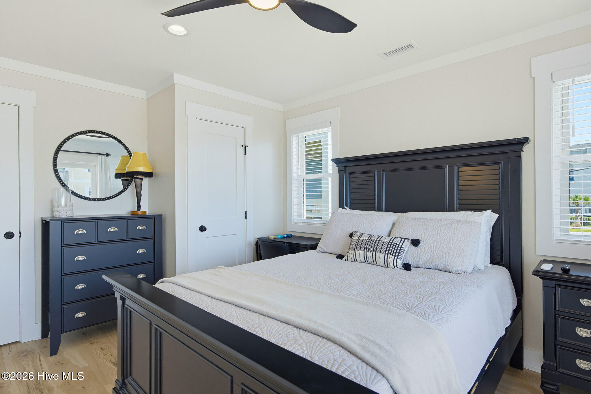 1121 New River Inlet Road Property Photo 49