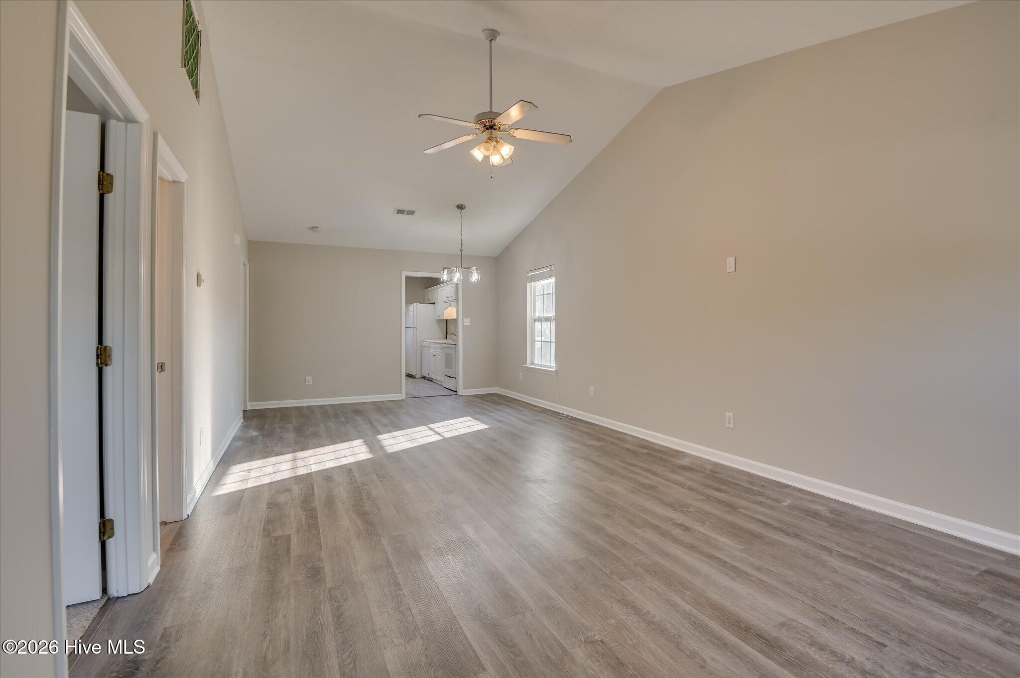 660 Brook Trail Property Photo 8