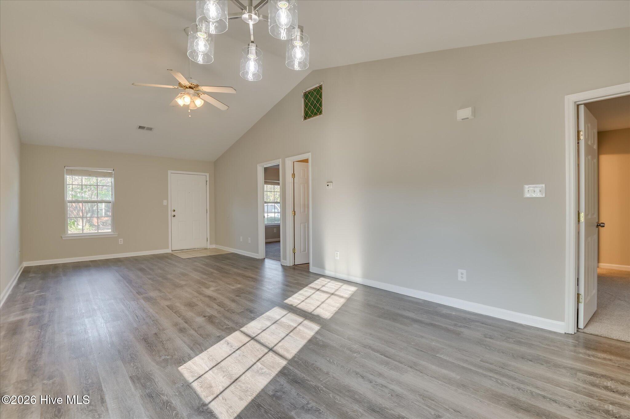660 Brook Trail Property Photo 12