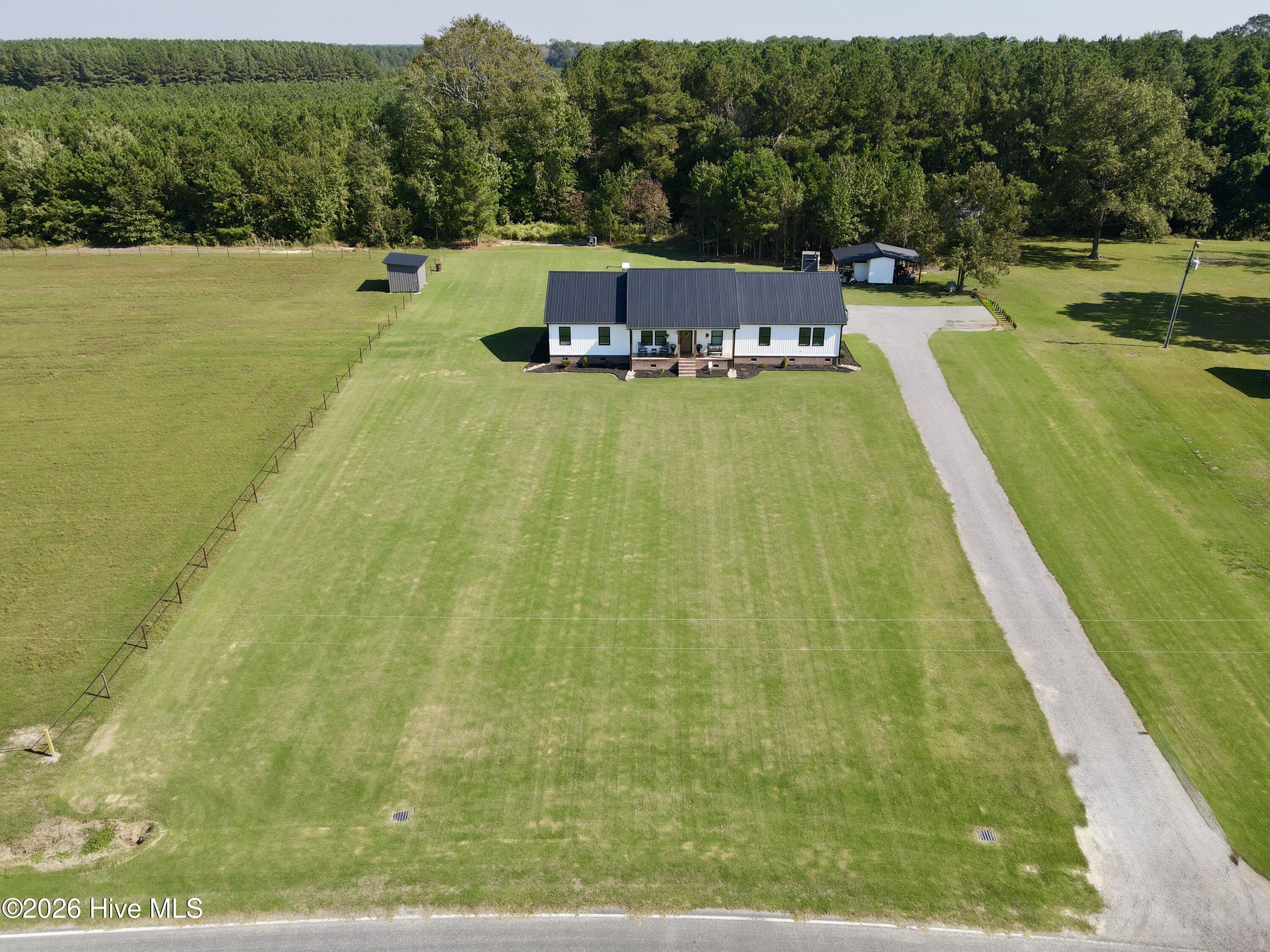1052 Osbourne Road Property Photo 5