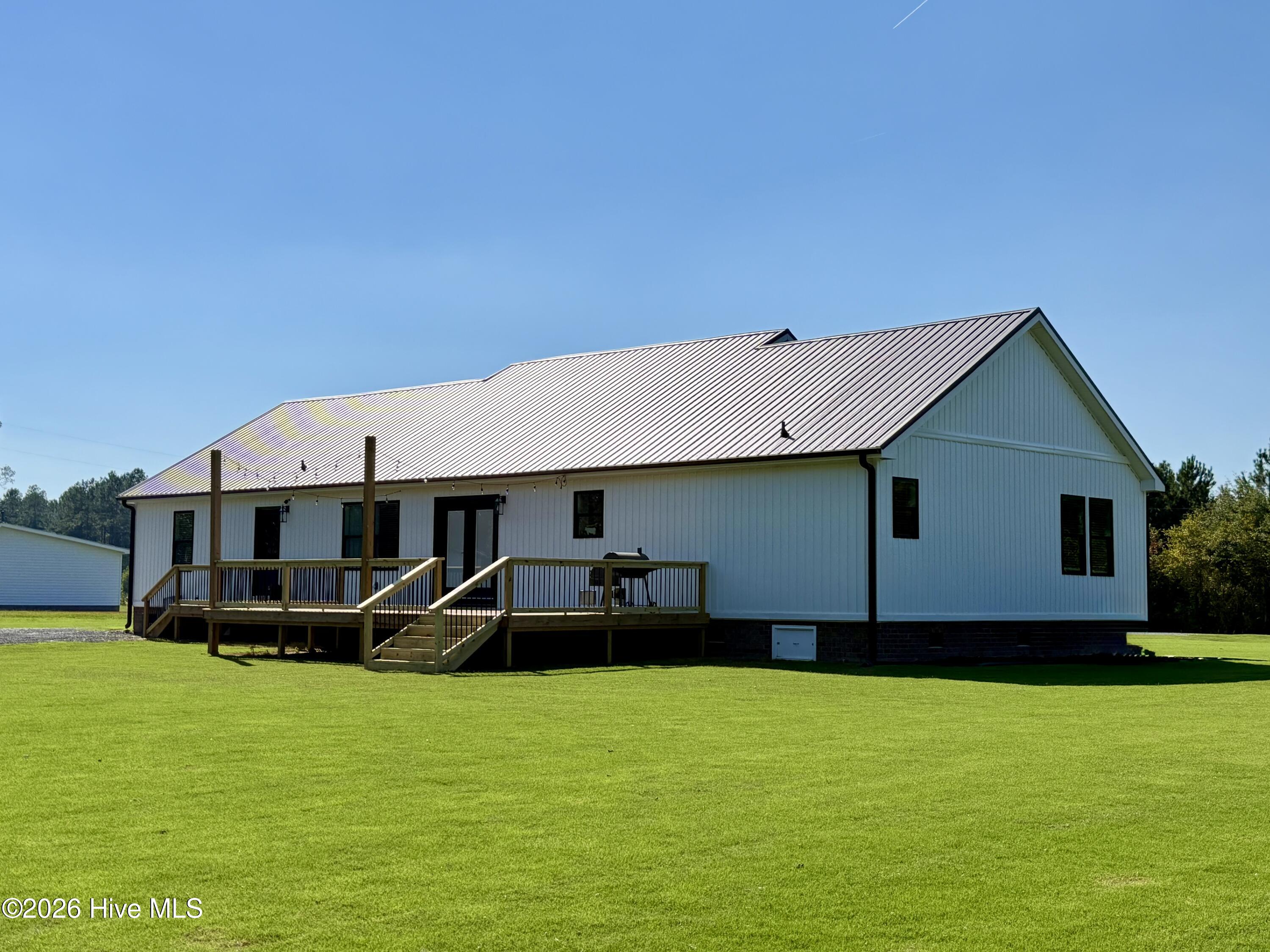 1052 Osbourne Road Property Photo 18