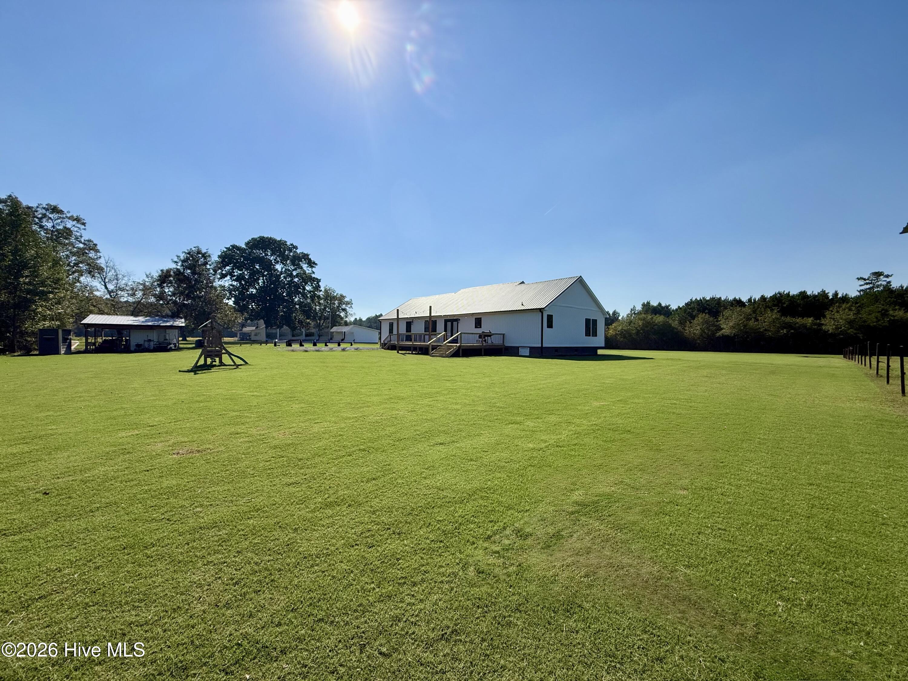 1052 Osbourne Road Property Photo 19