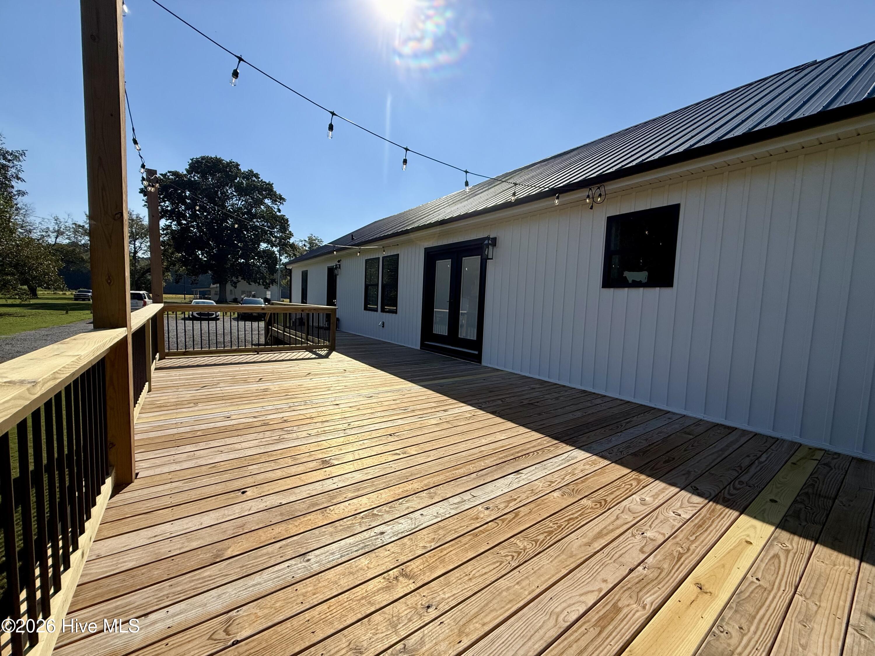 1052 Osbourne Road Property Photo 25