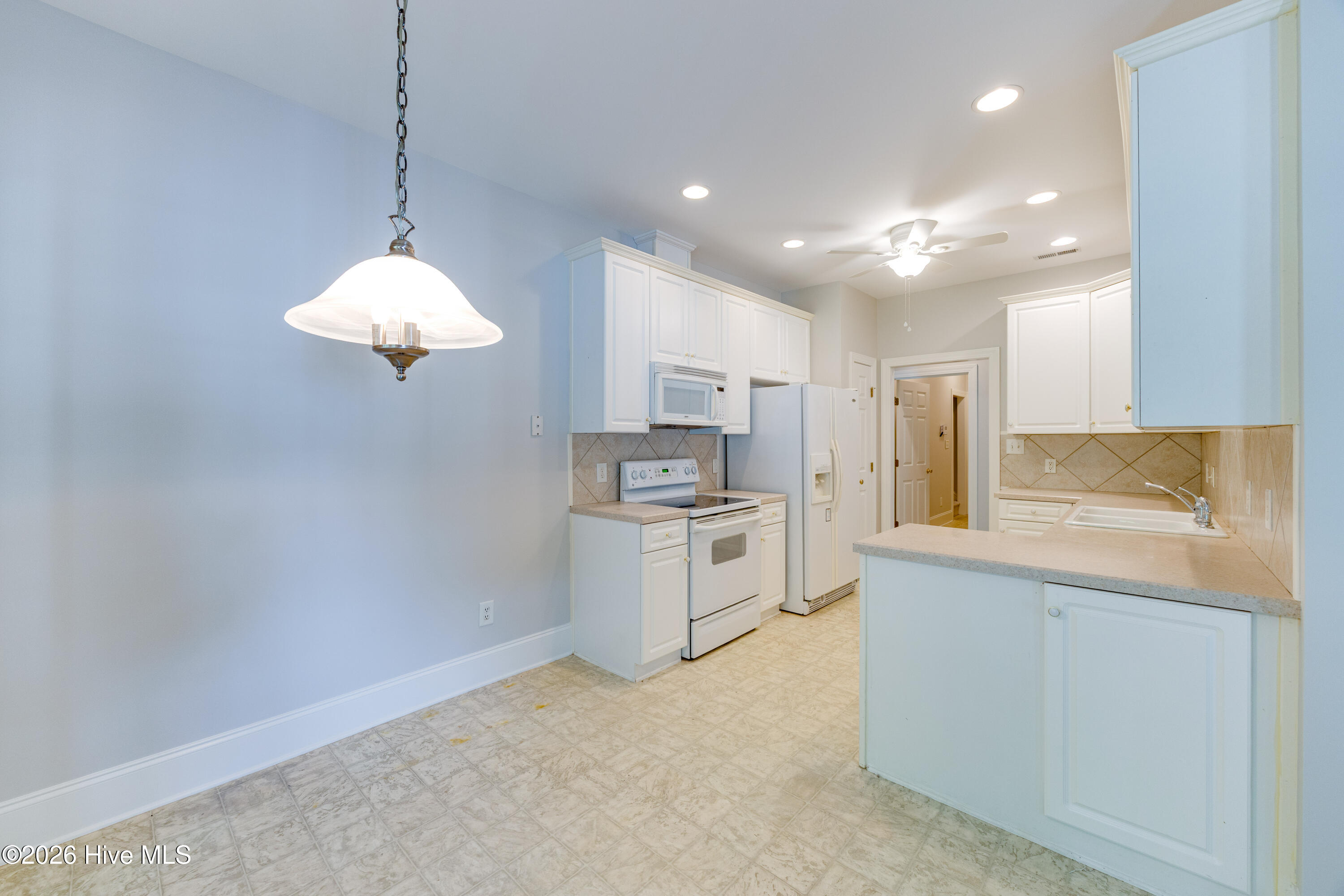 207 Inda Way Property Photo 10