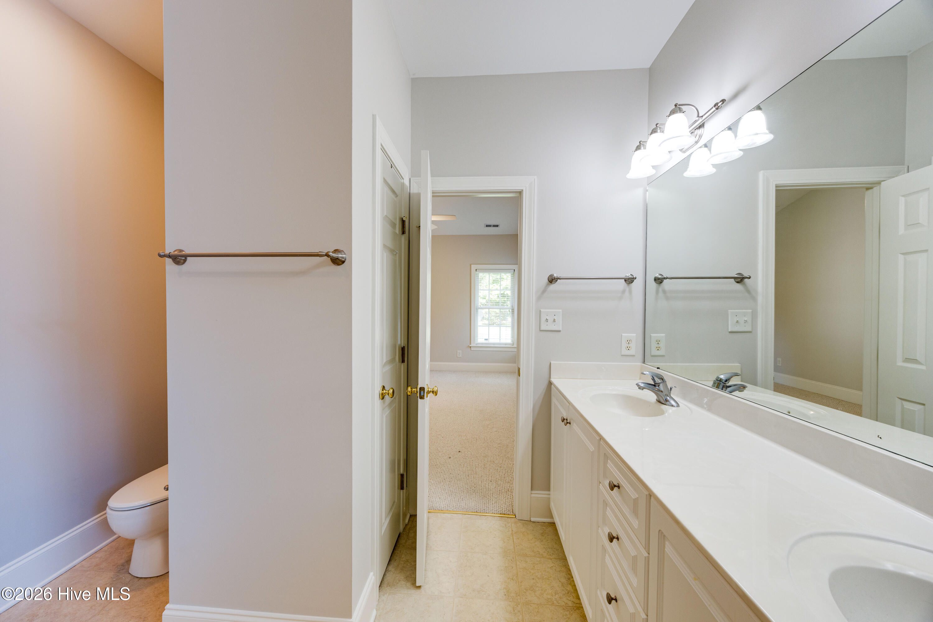 207 Inda Way Property Photo 17