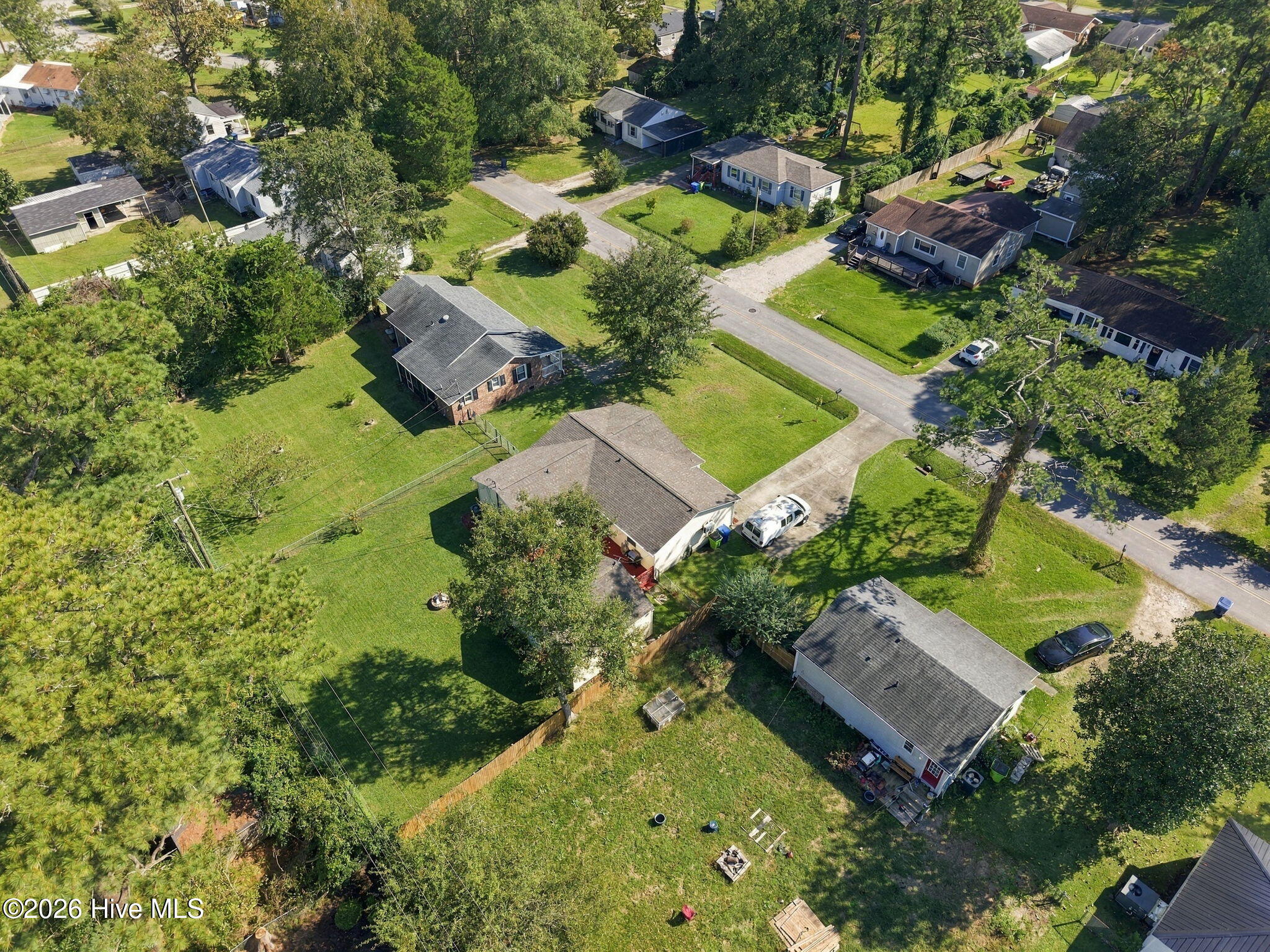 212 Kenneth Boulevard Property Photo 17