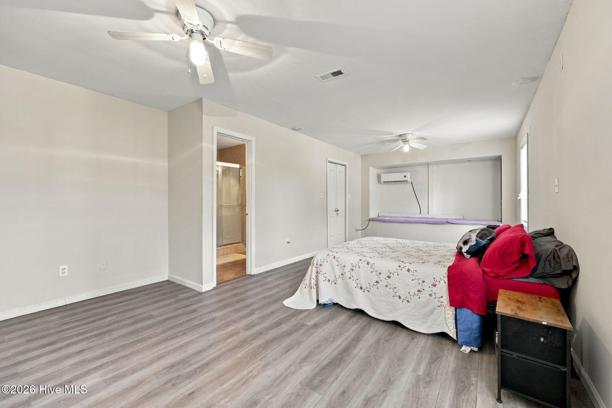 212 Kenneth Boulevard Property Photo 23