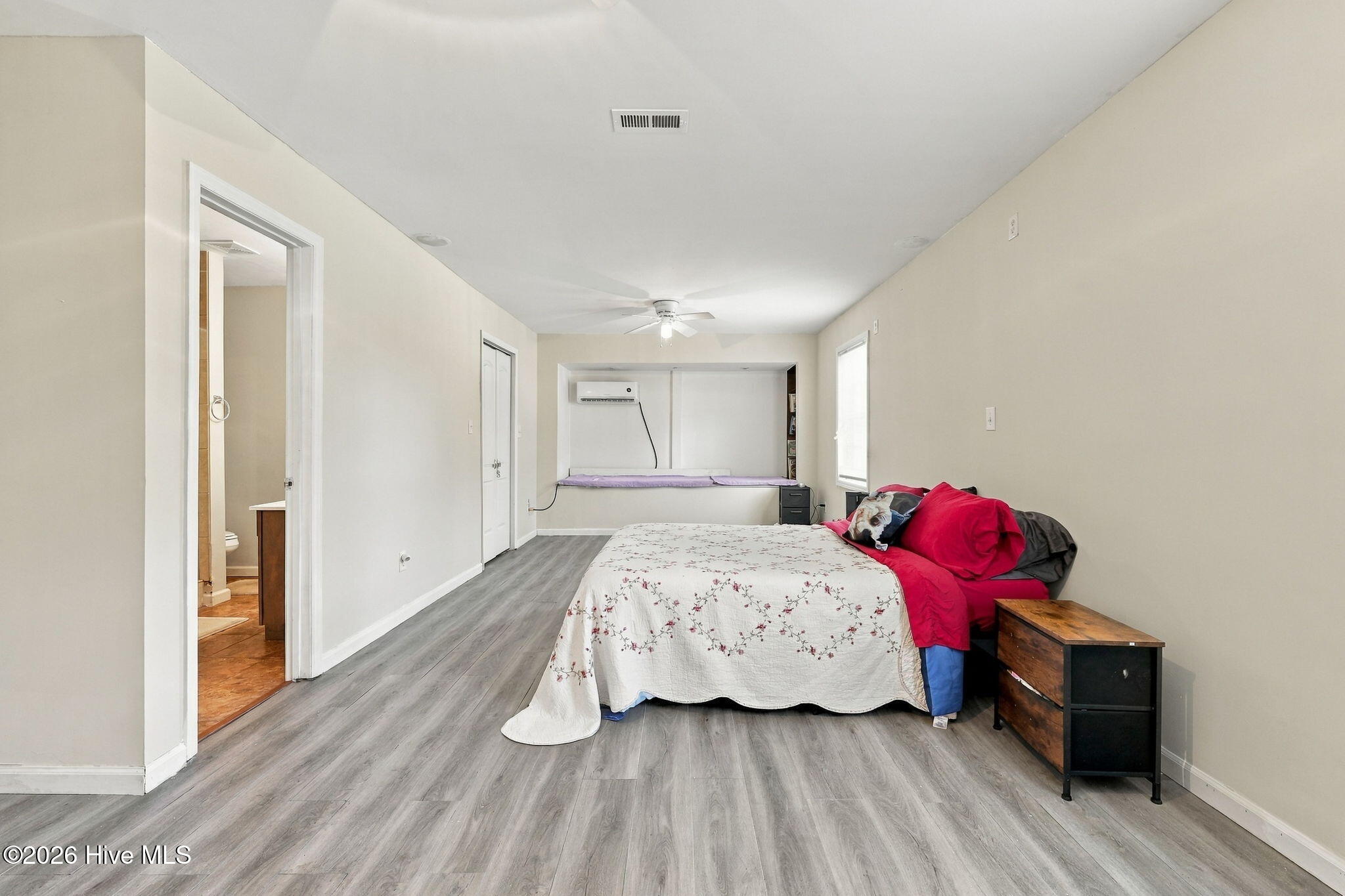 212 Kenneth Boulevard Property Photo 24