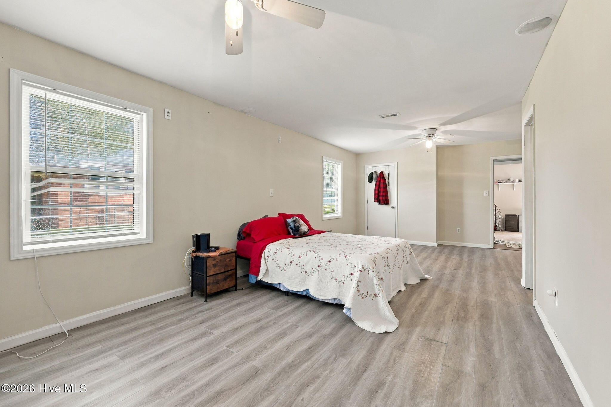 212 Kenneth Boulevard Property Photo 25