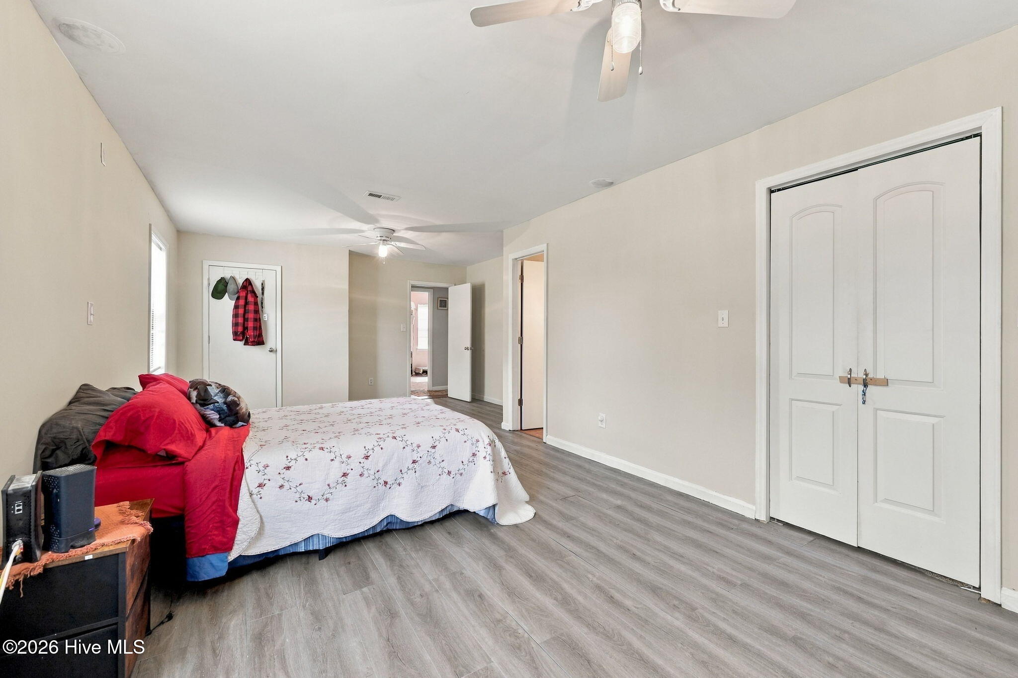 212 Kenneth Boulevard Property Photo 26